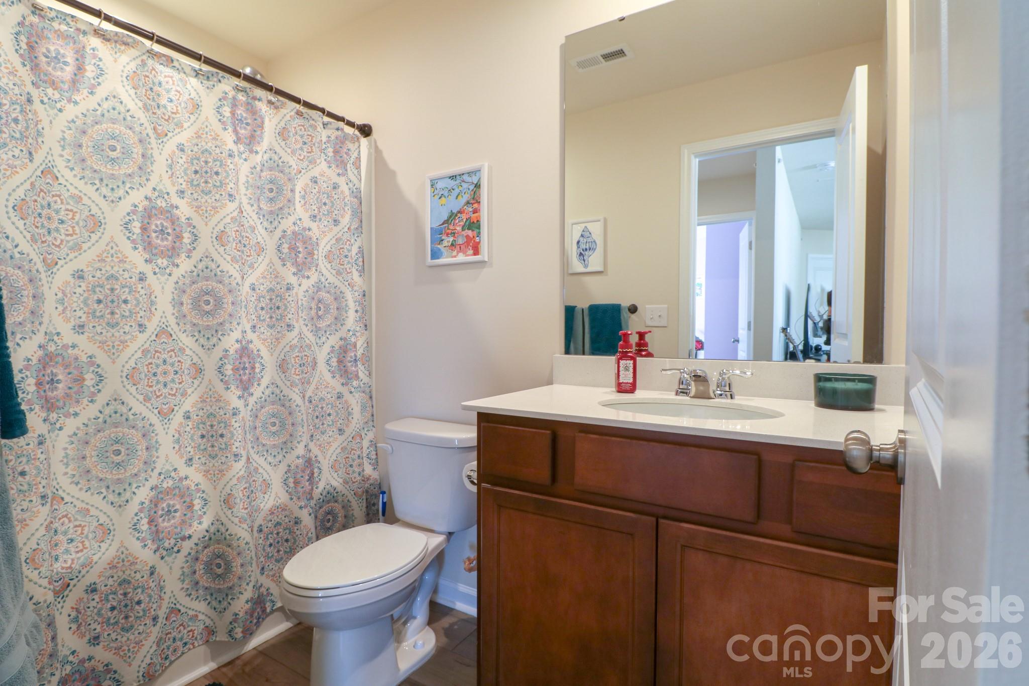 property viewer photo 25