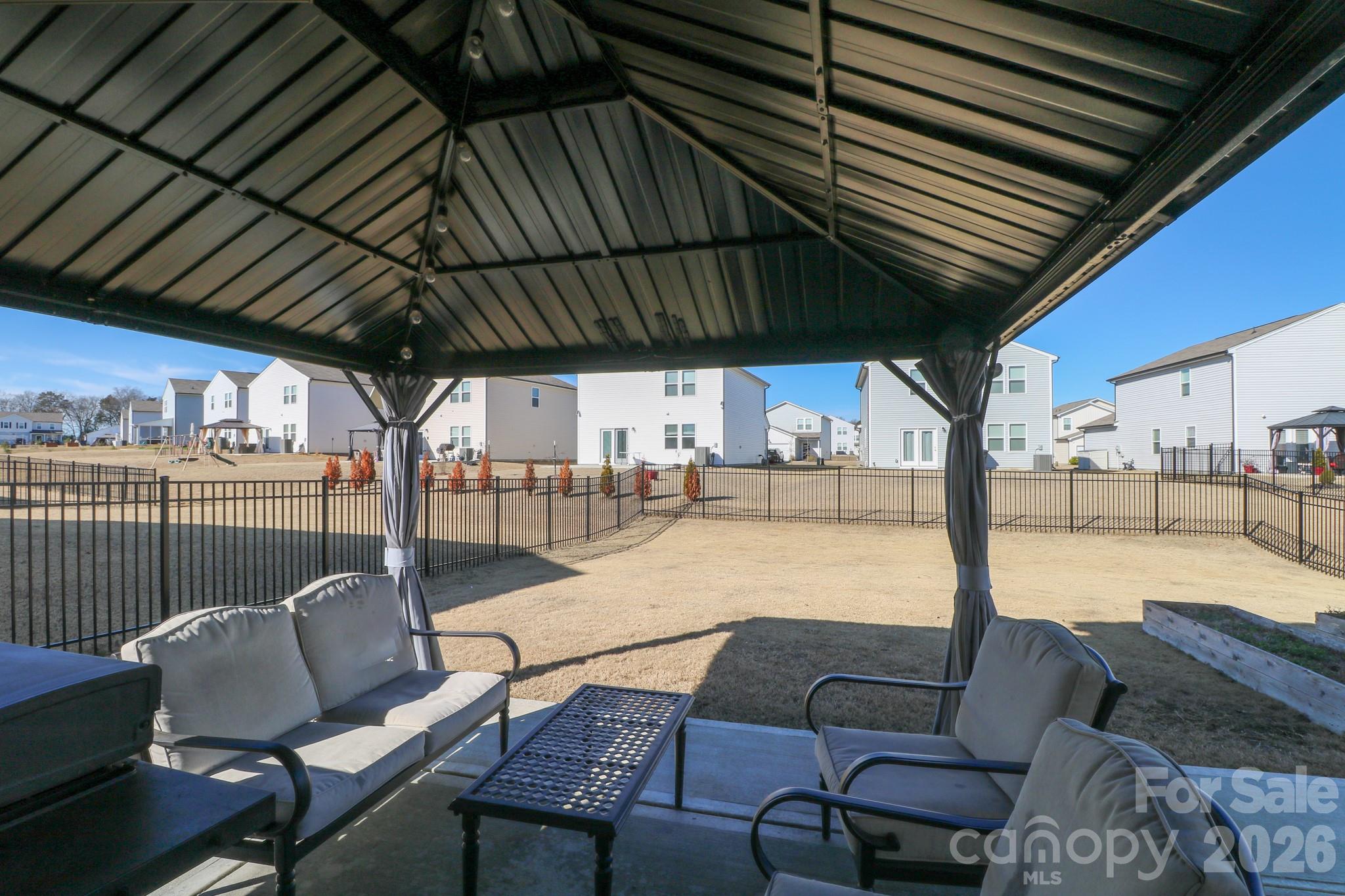 property viewer photo 28