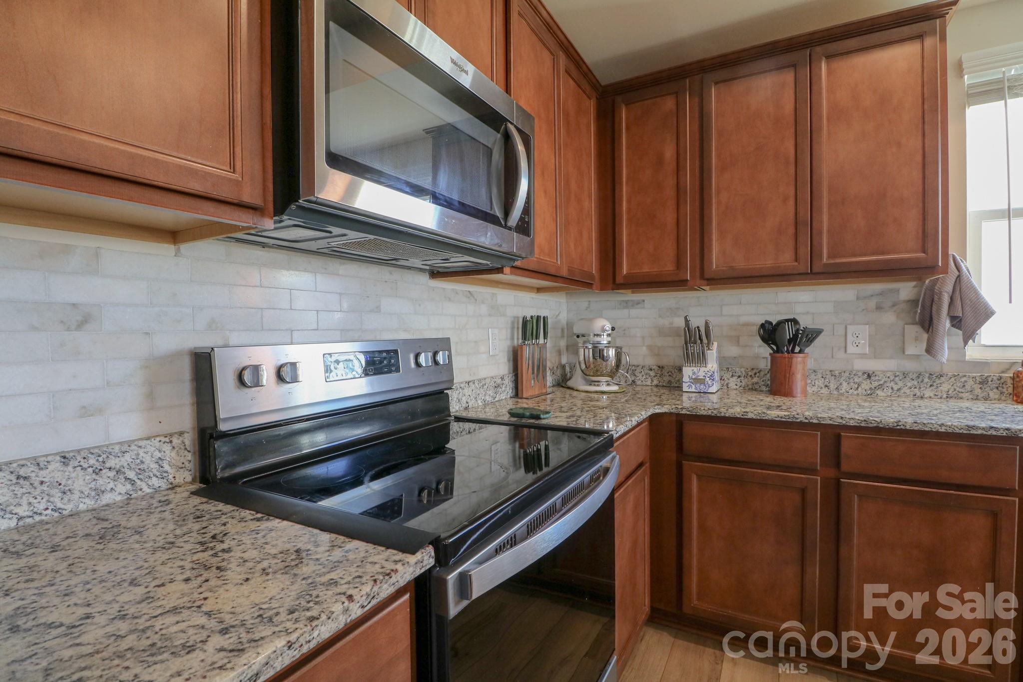 property viewer photo 8
