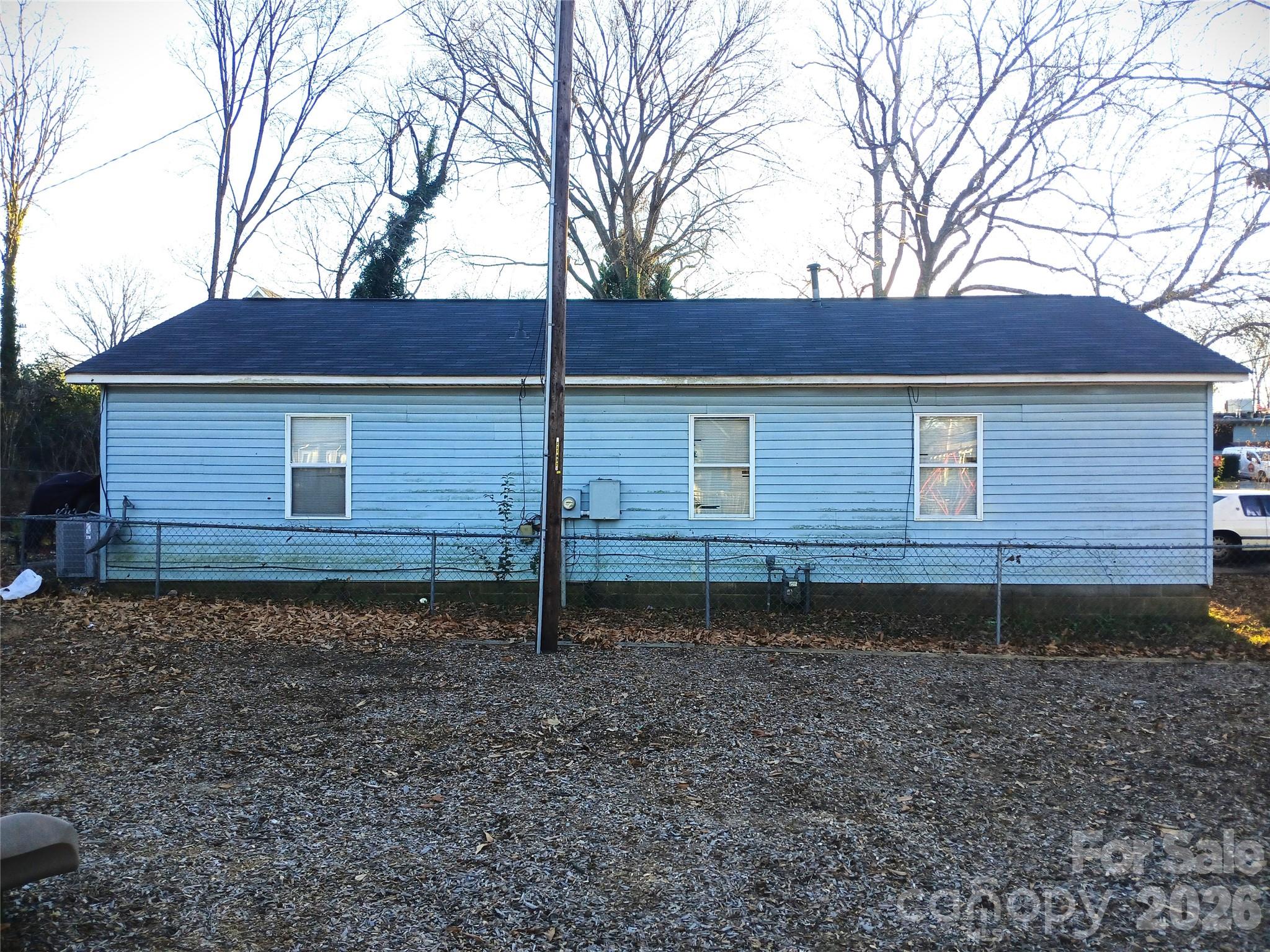 property viewer photo 3