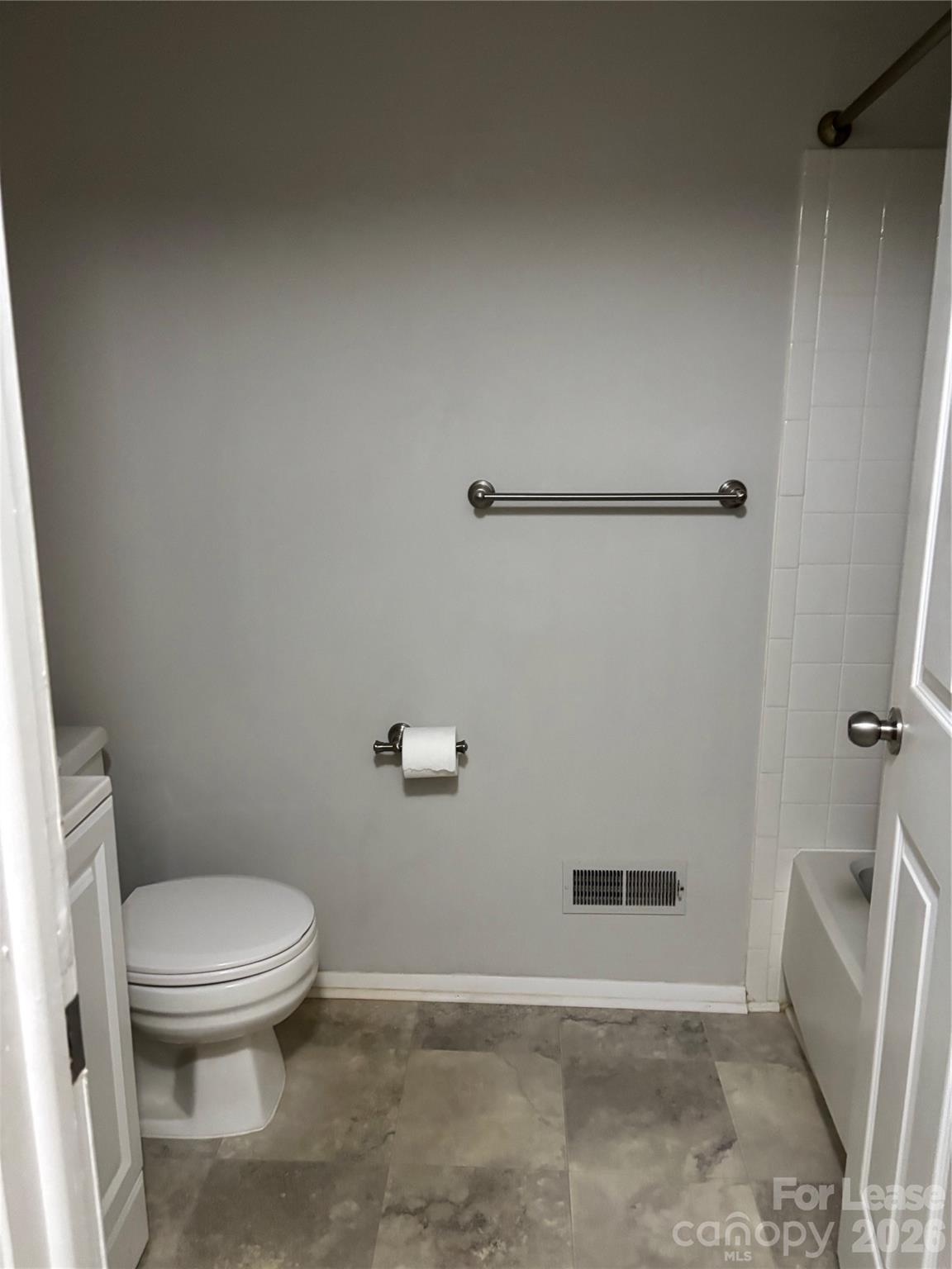 property viewer photo 13