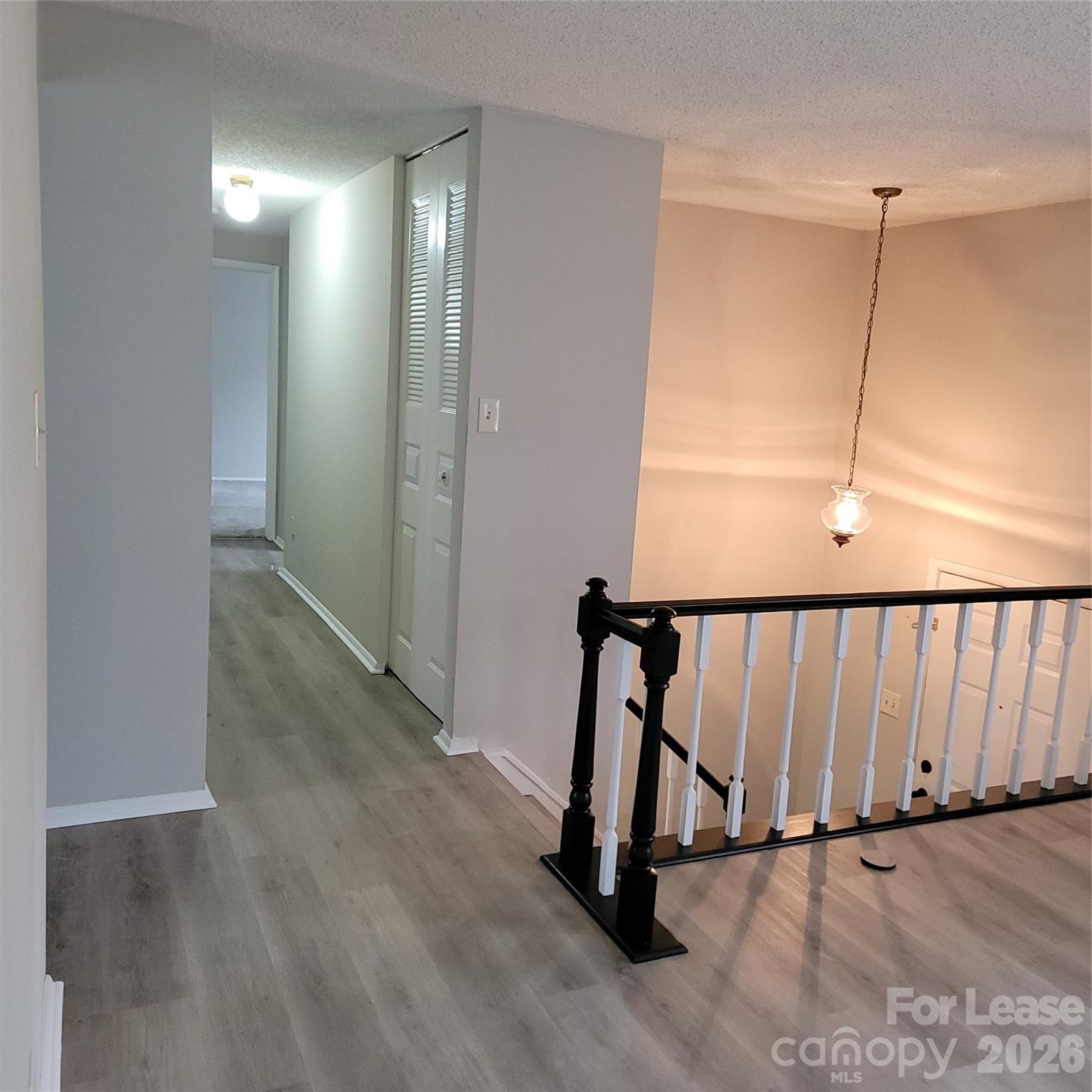 property viewer photo 8