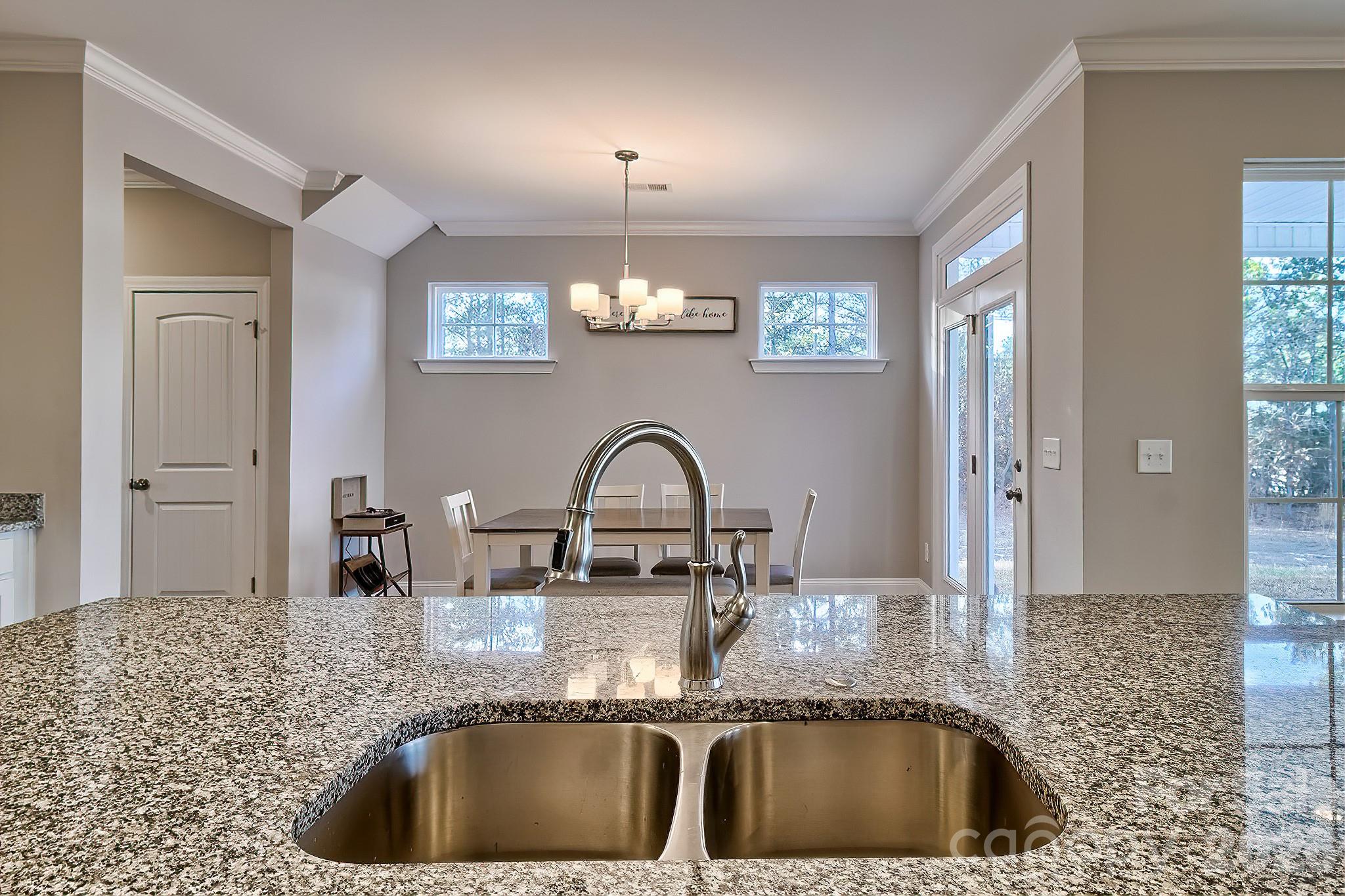 property viewer photo 21