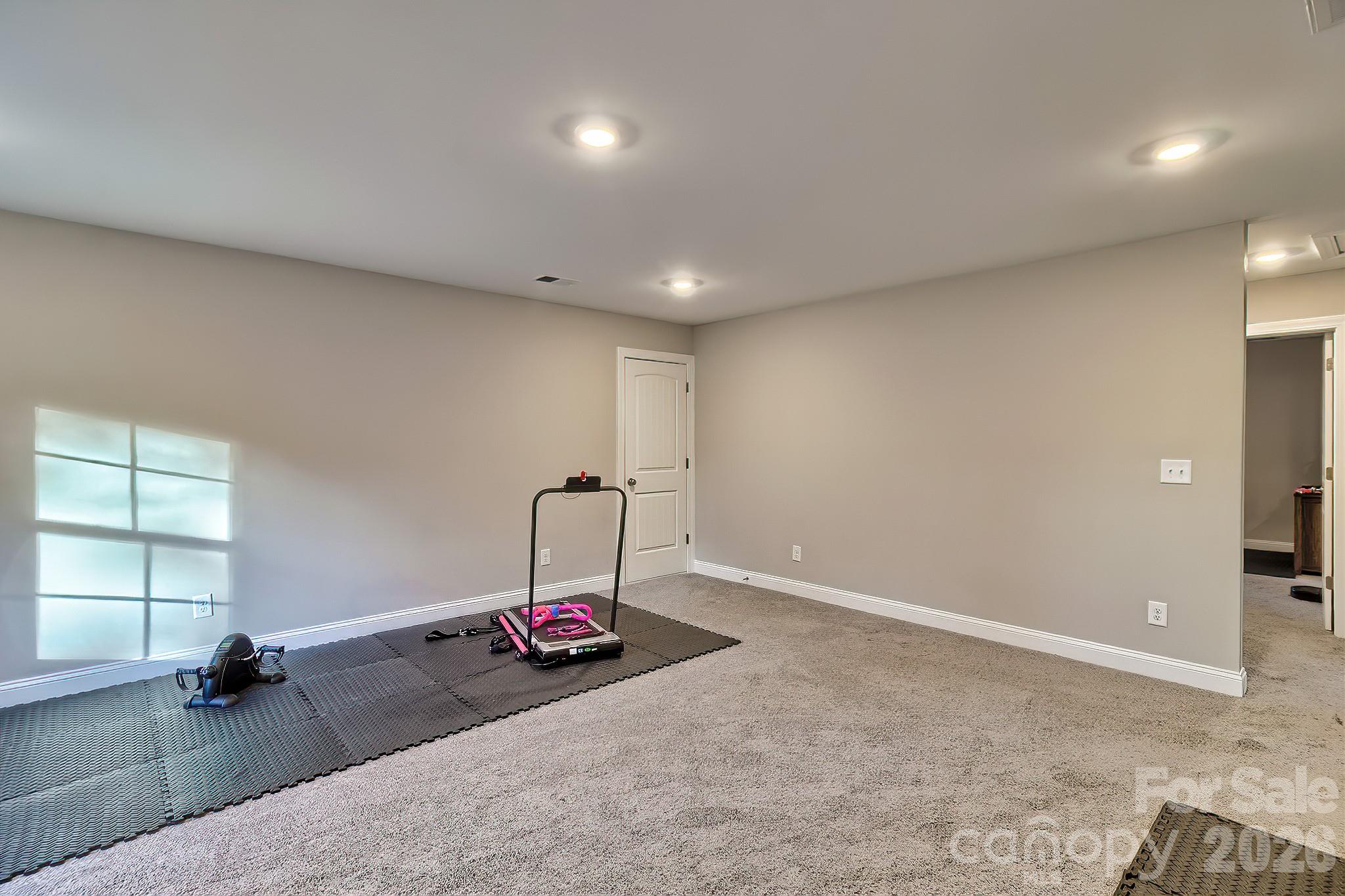 property viewer photo 30