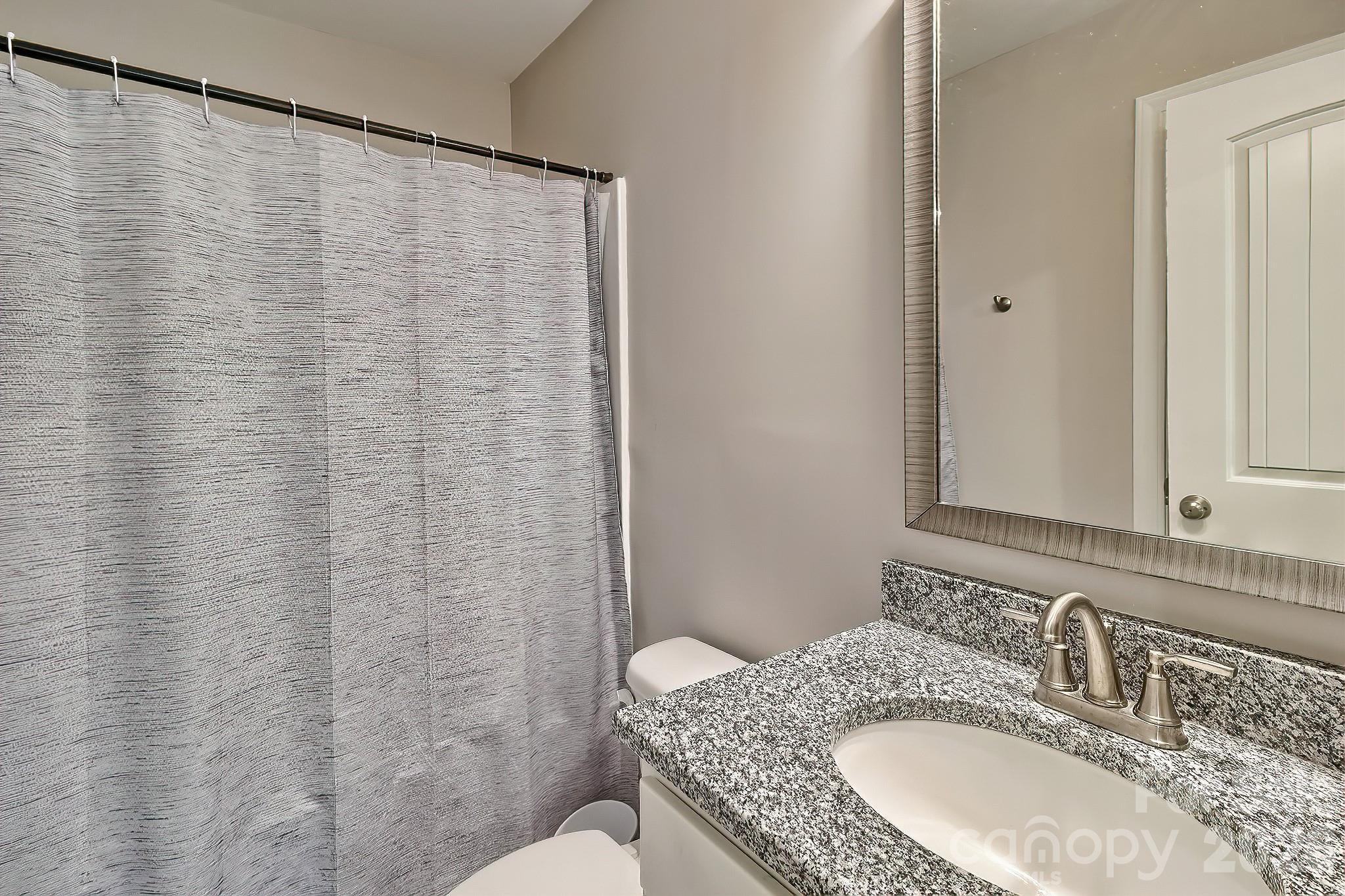 property viewer photo 34