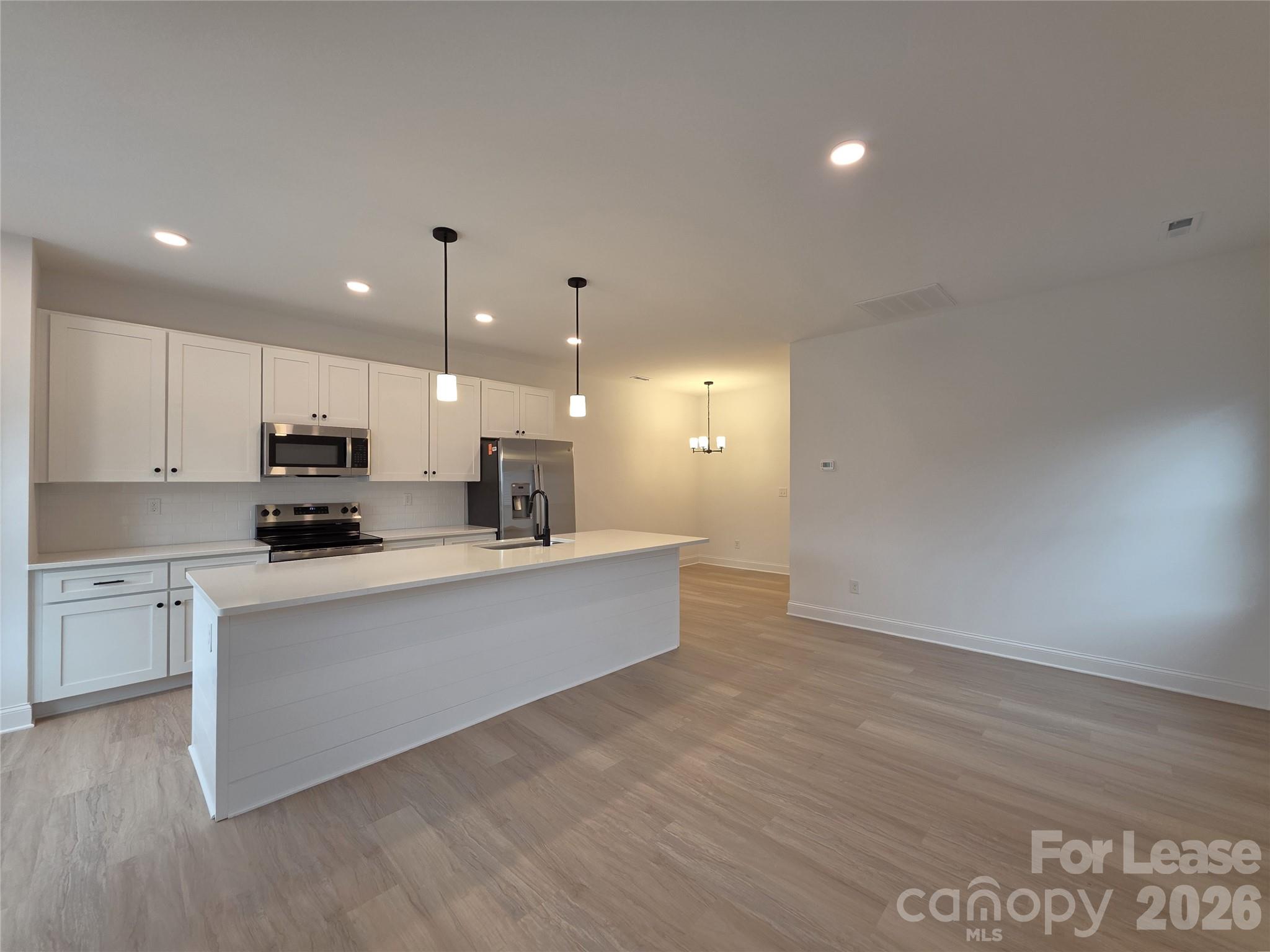 property viewer photo 1