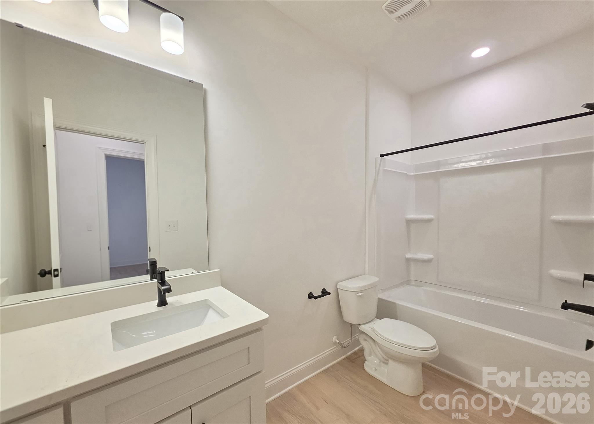 property viewer photo 10
