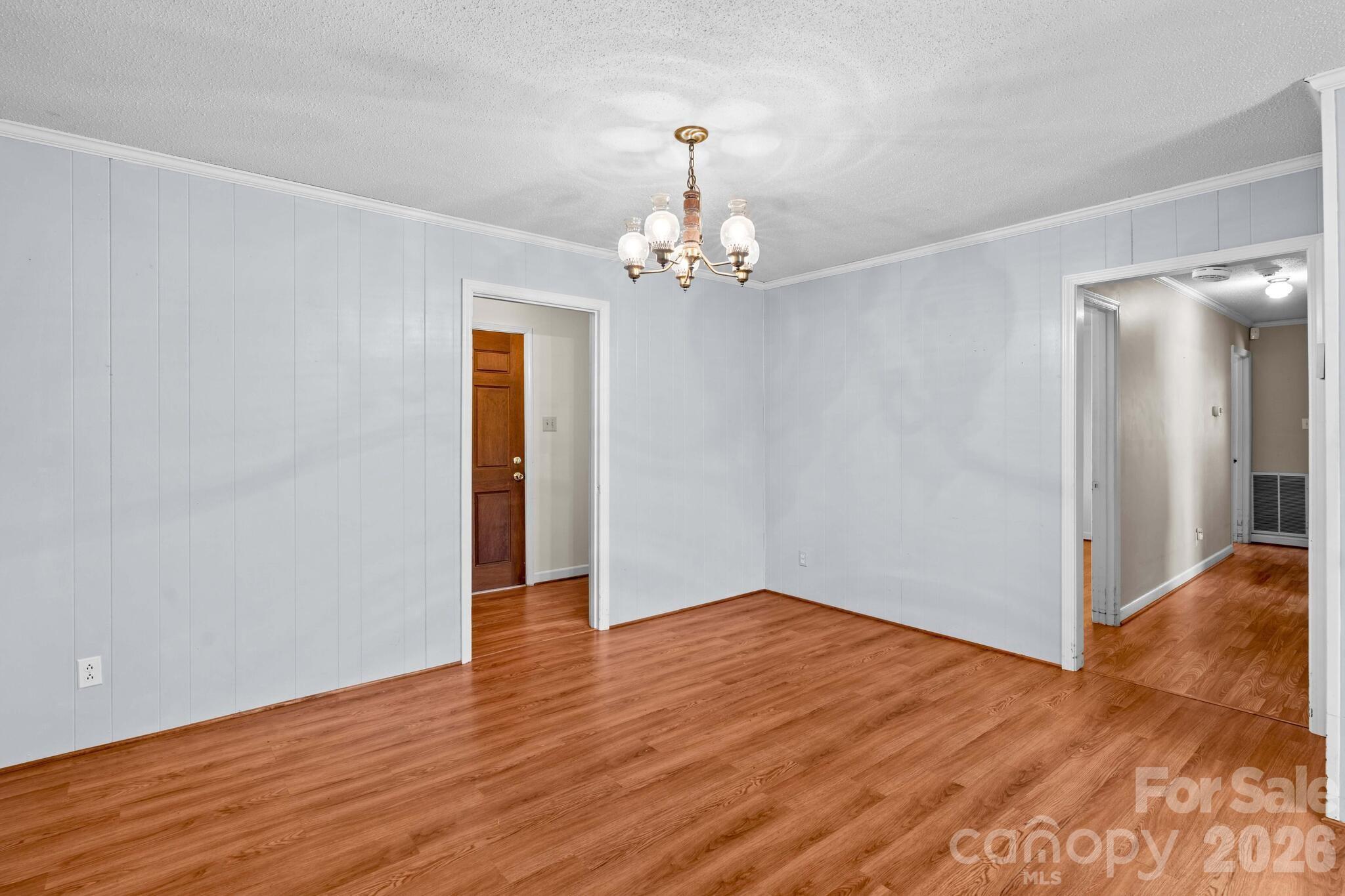 property viewer photo 23