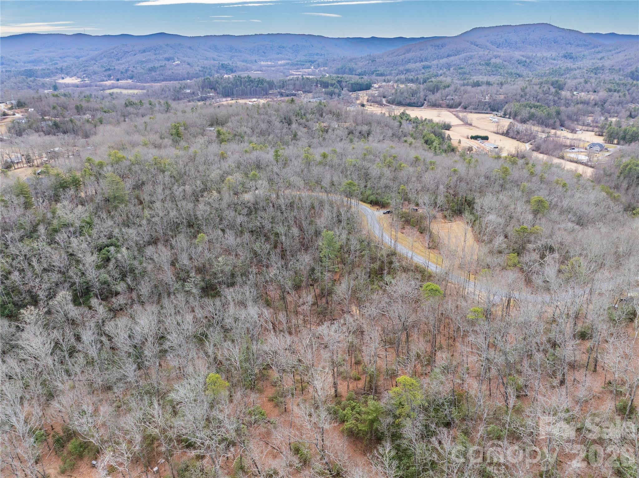 main property photo 9