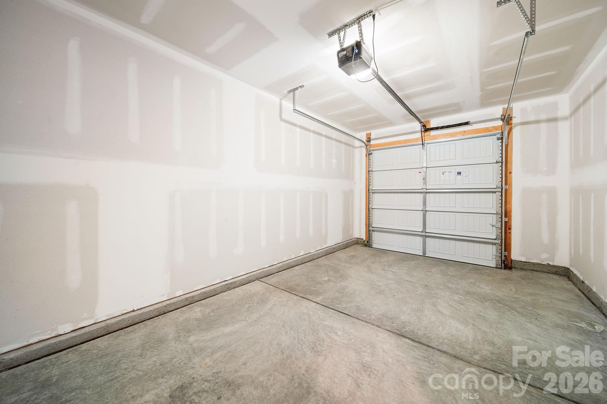property viewer photo 15