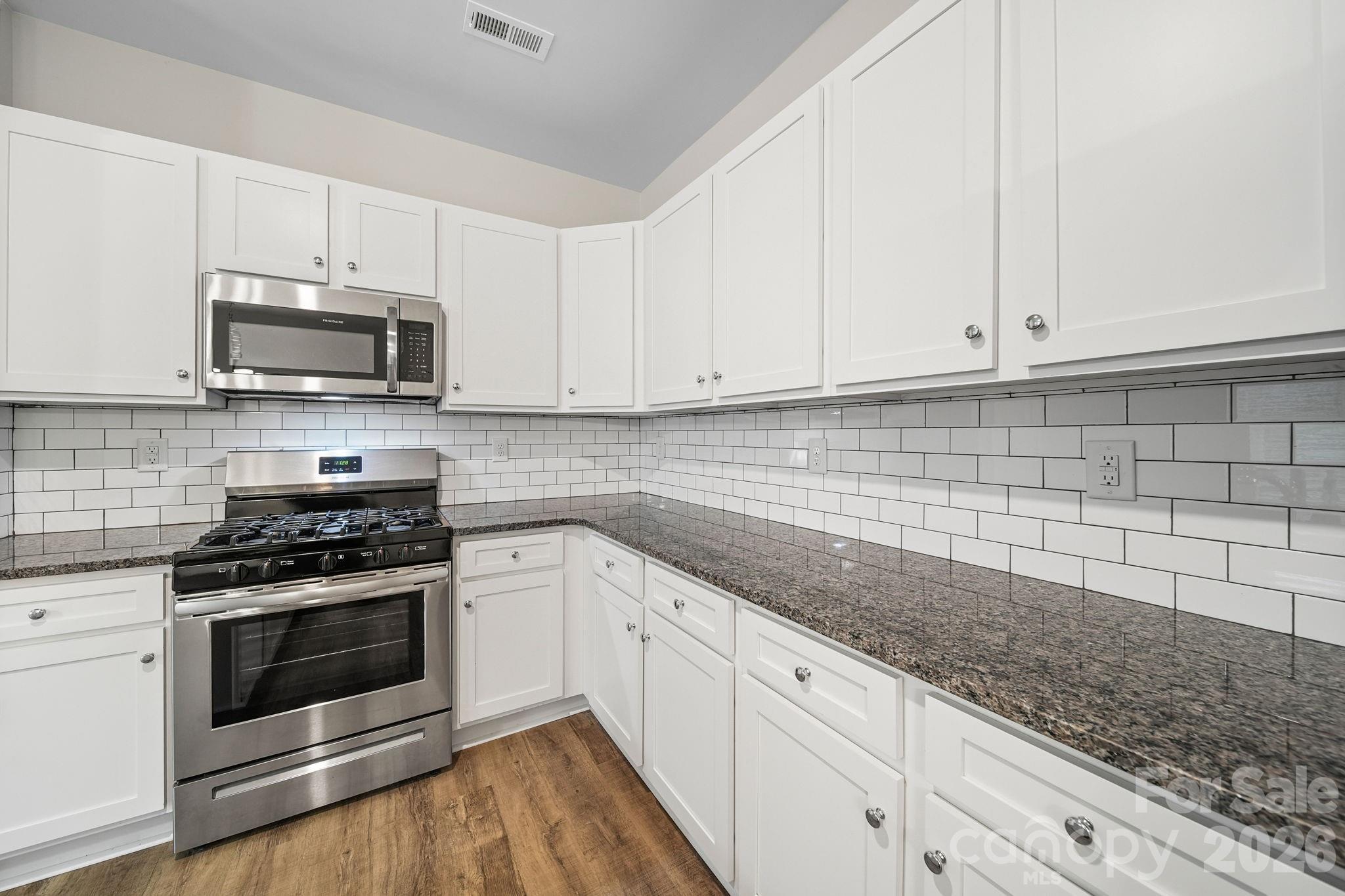 property viewer photo 2