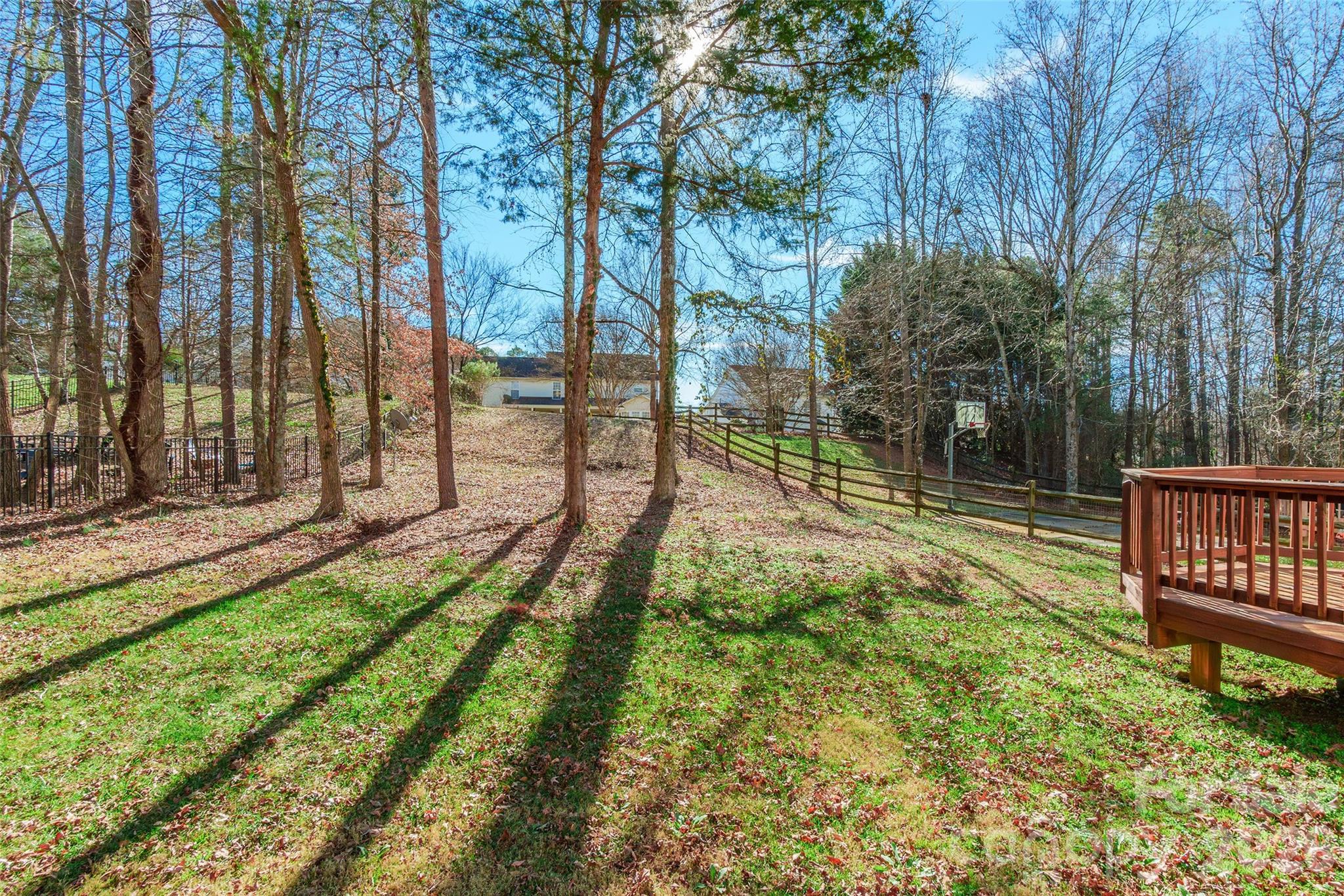main property photo 31