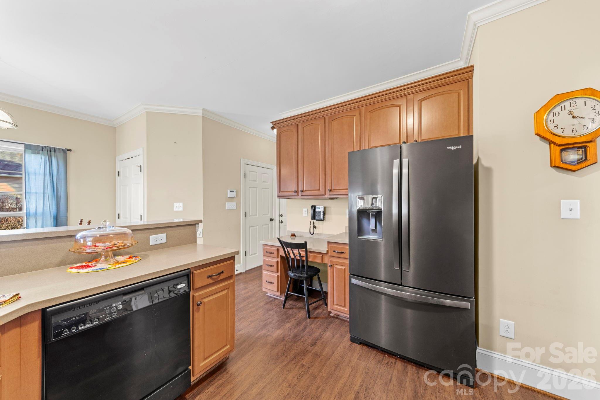 main property photo 13