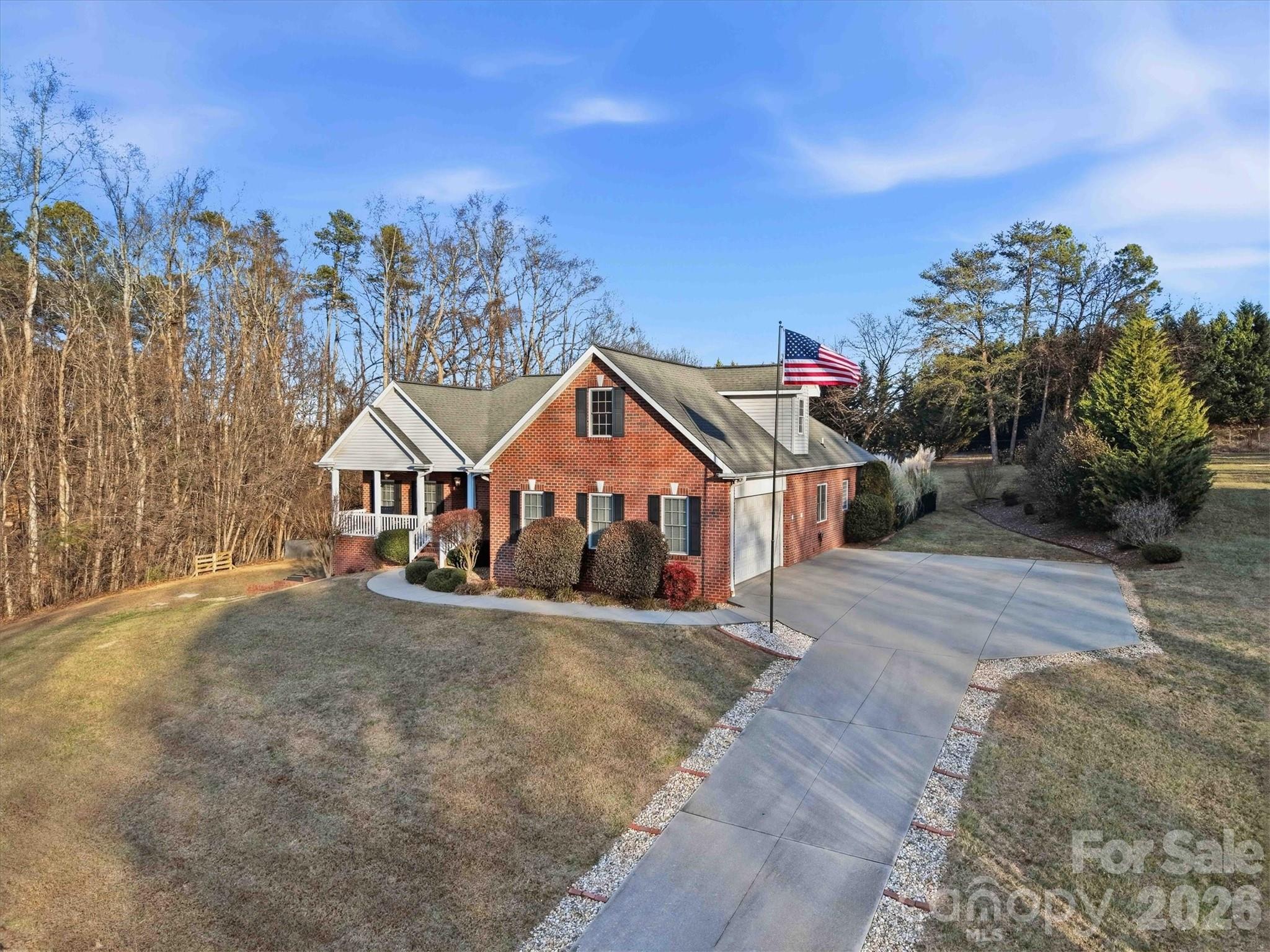 main property photo 45
