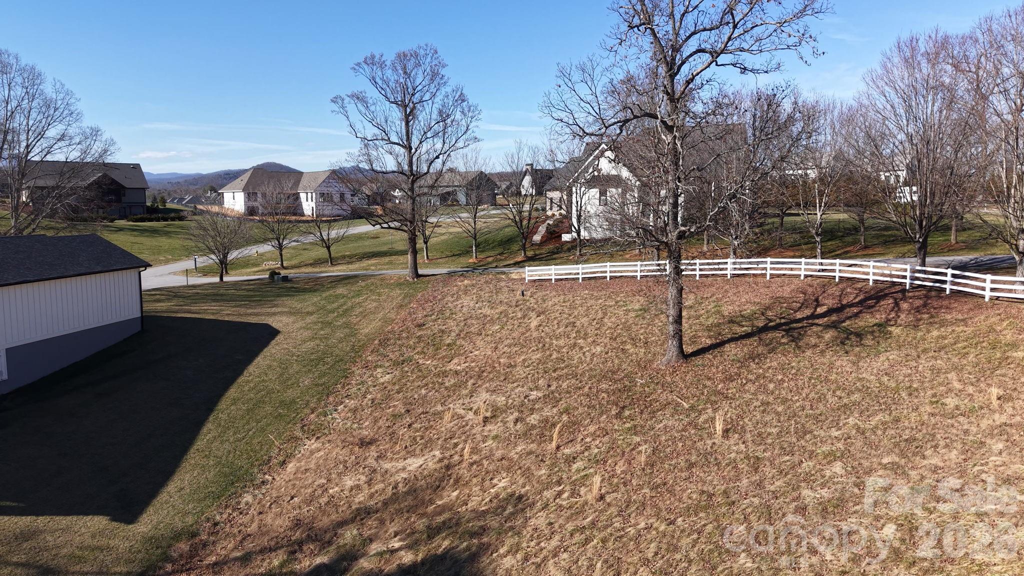 main property photo 7