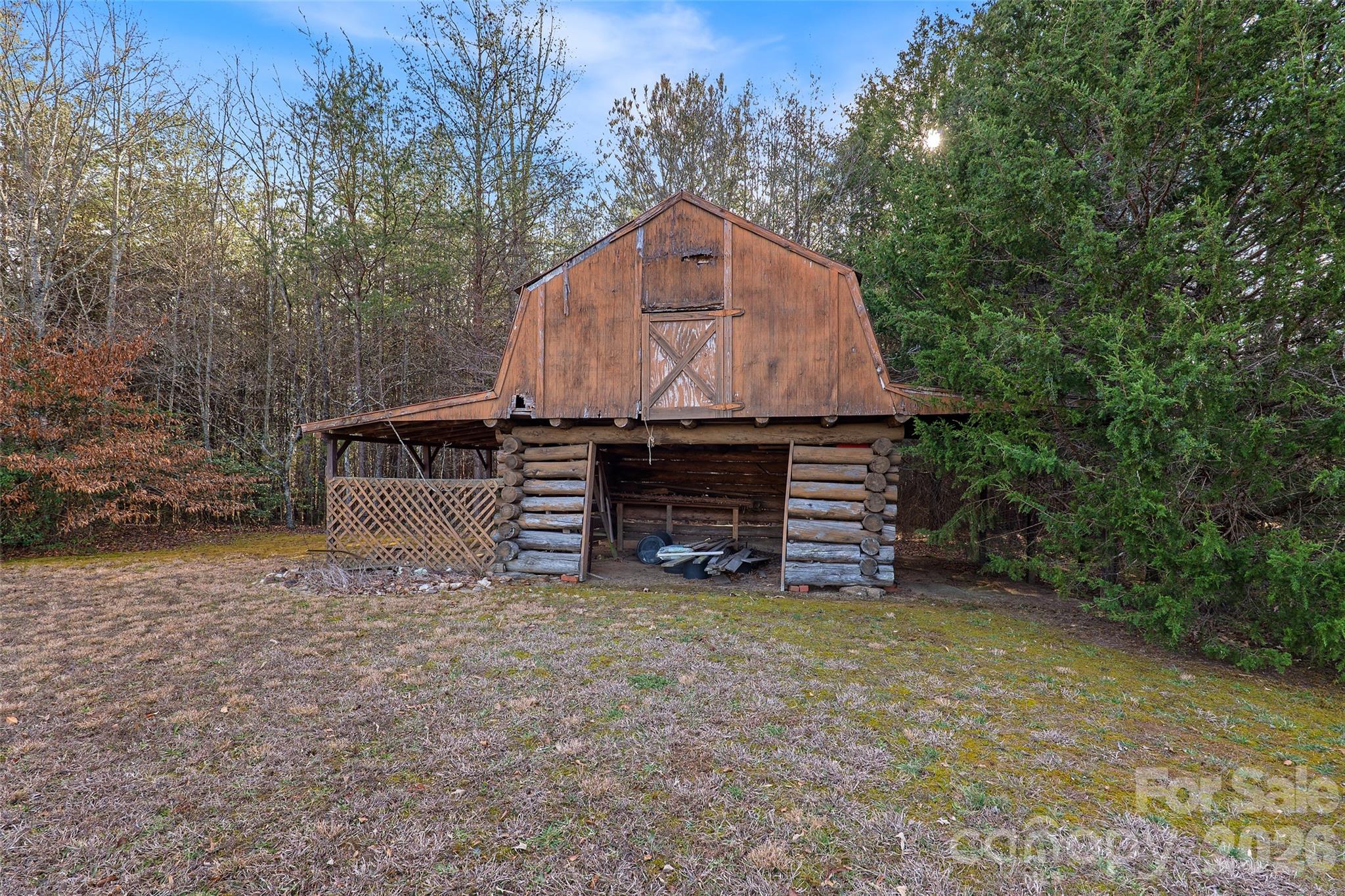main property photo 4