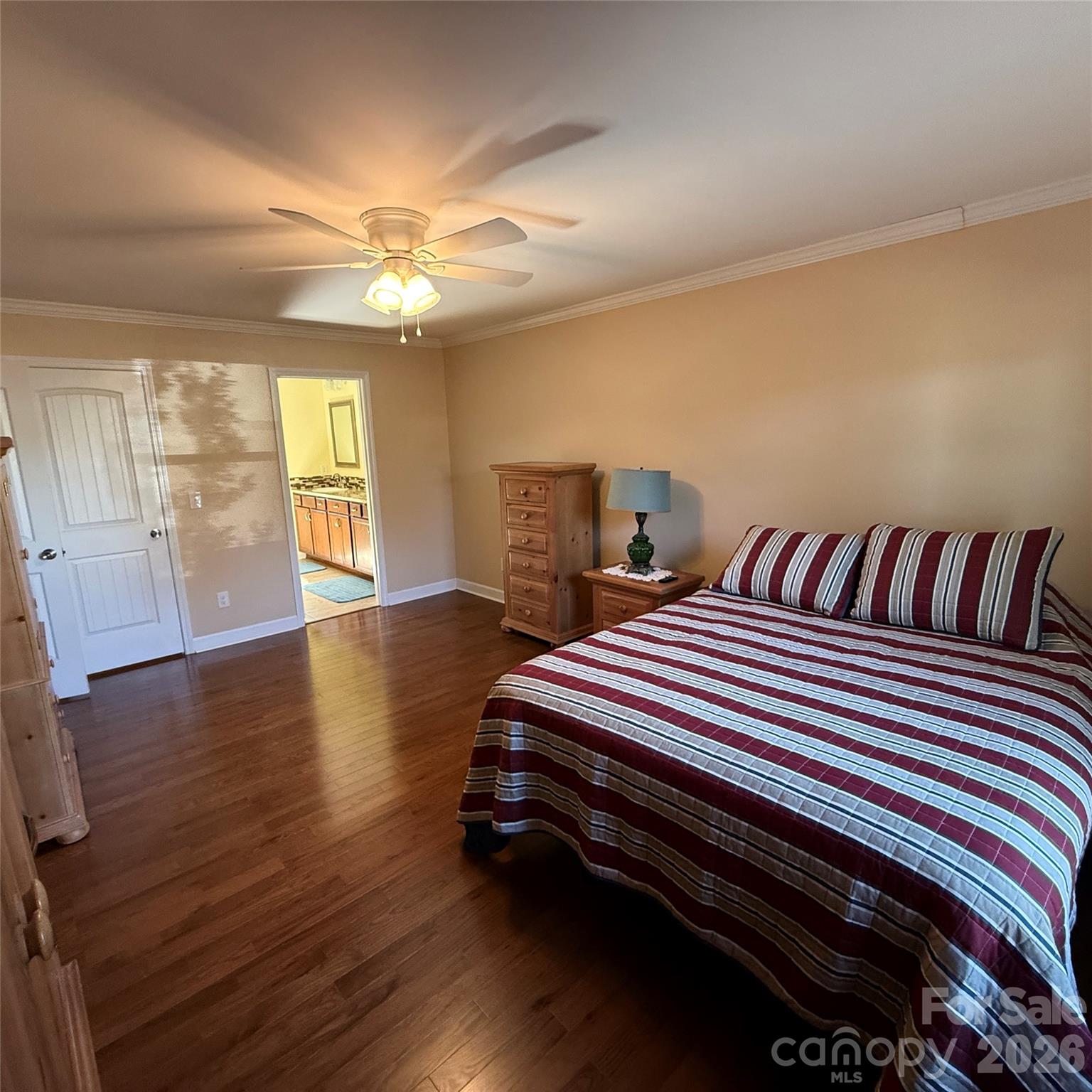 property viewer photo 11