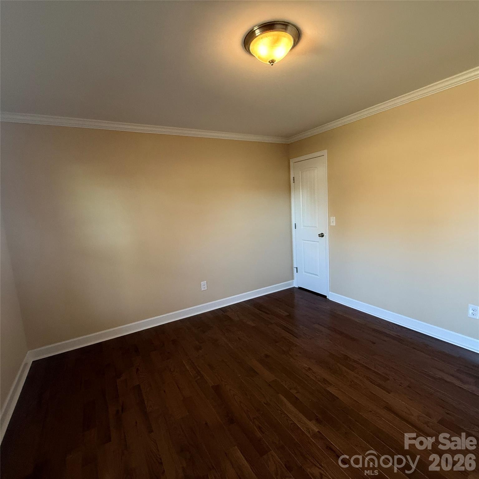 property viewer photo 16