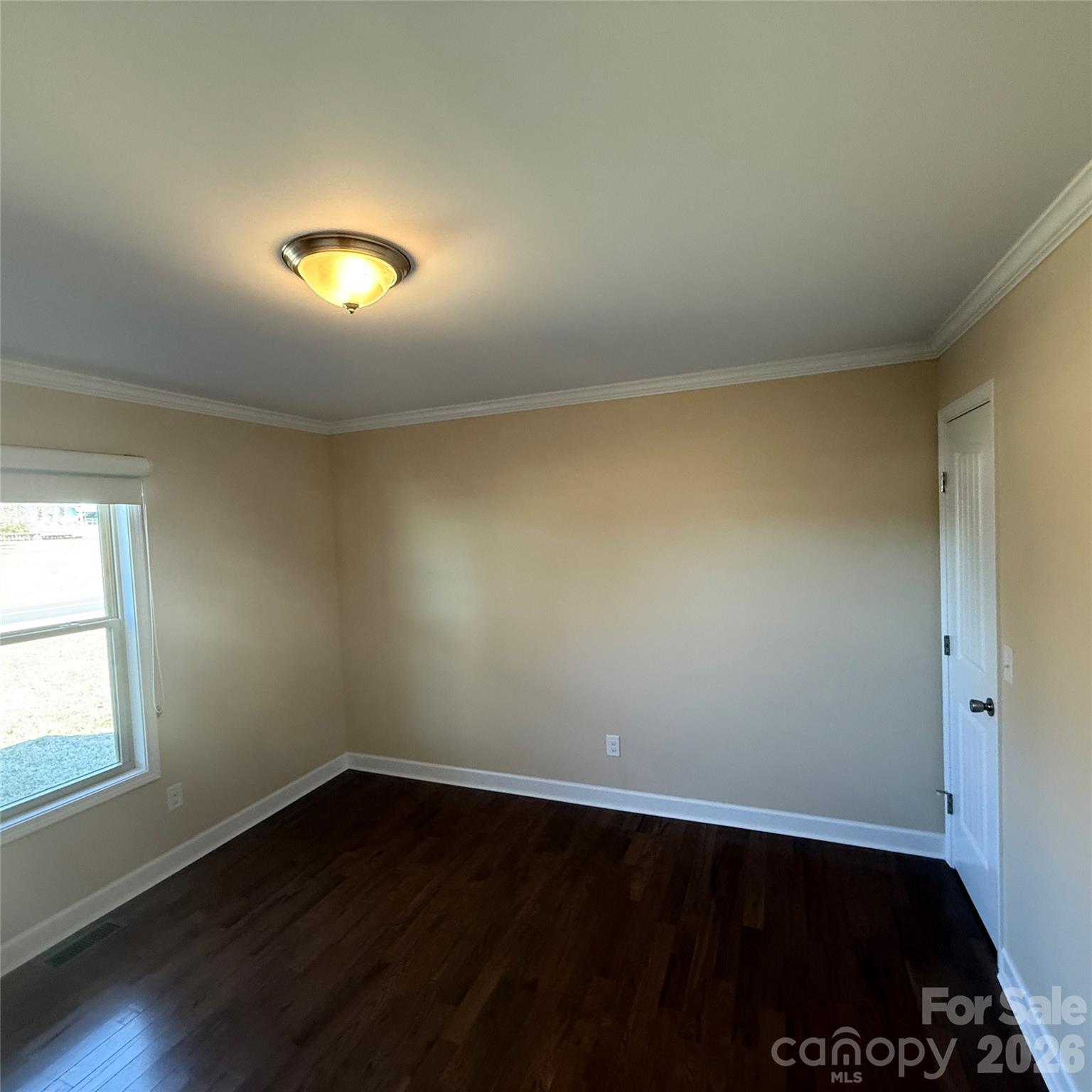 property viewer photo 17