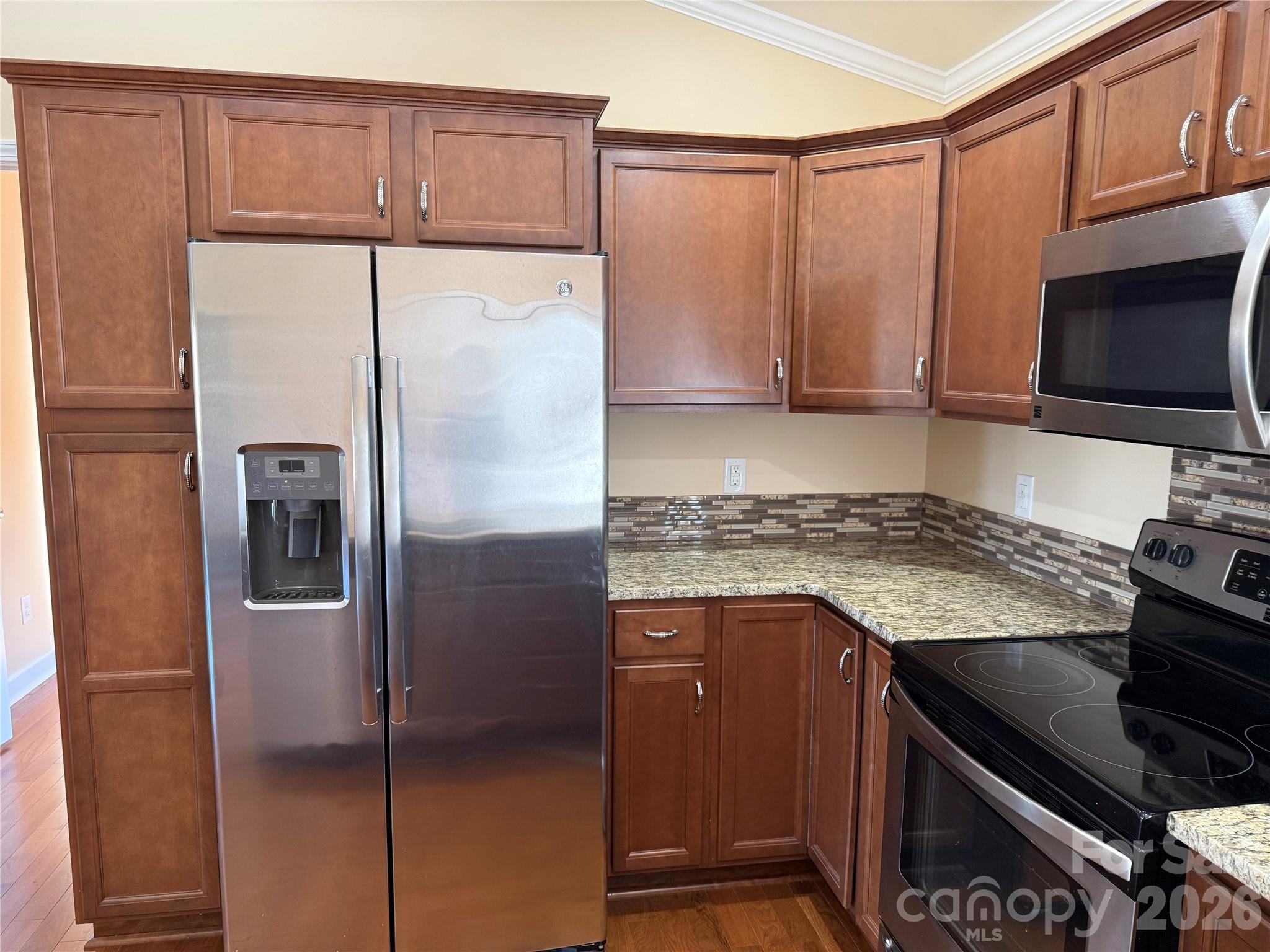 property viewer photo 2