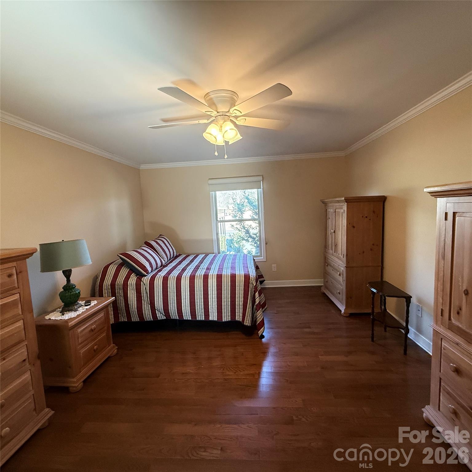 property viewer photo 9