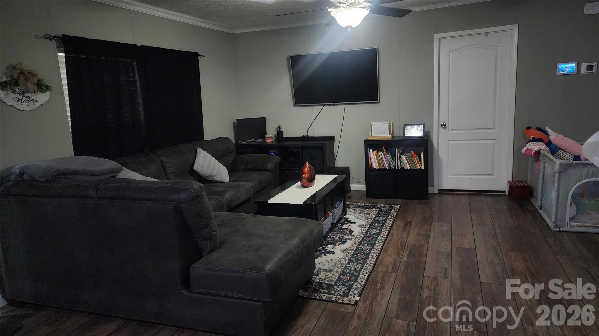 main property photo 8
