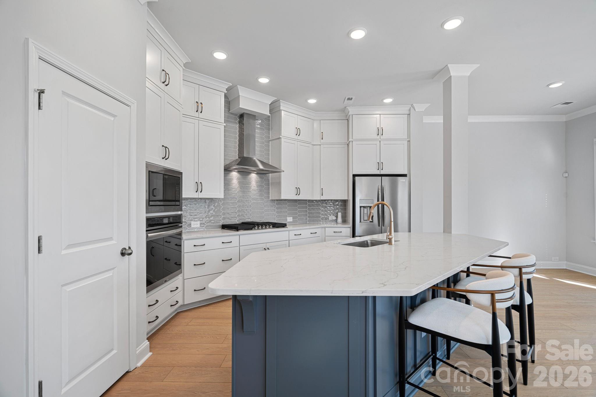 property viewer photo 11