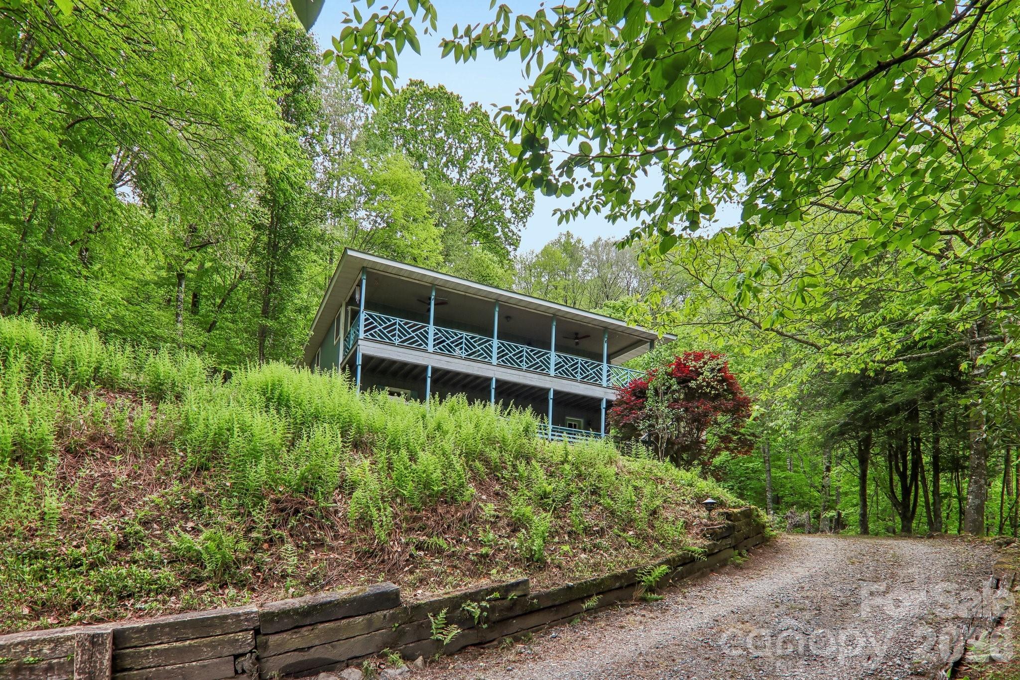 main property photo 25