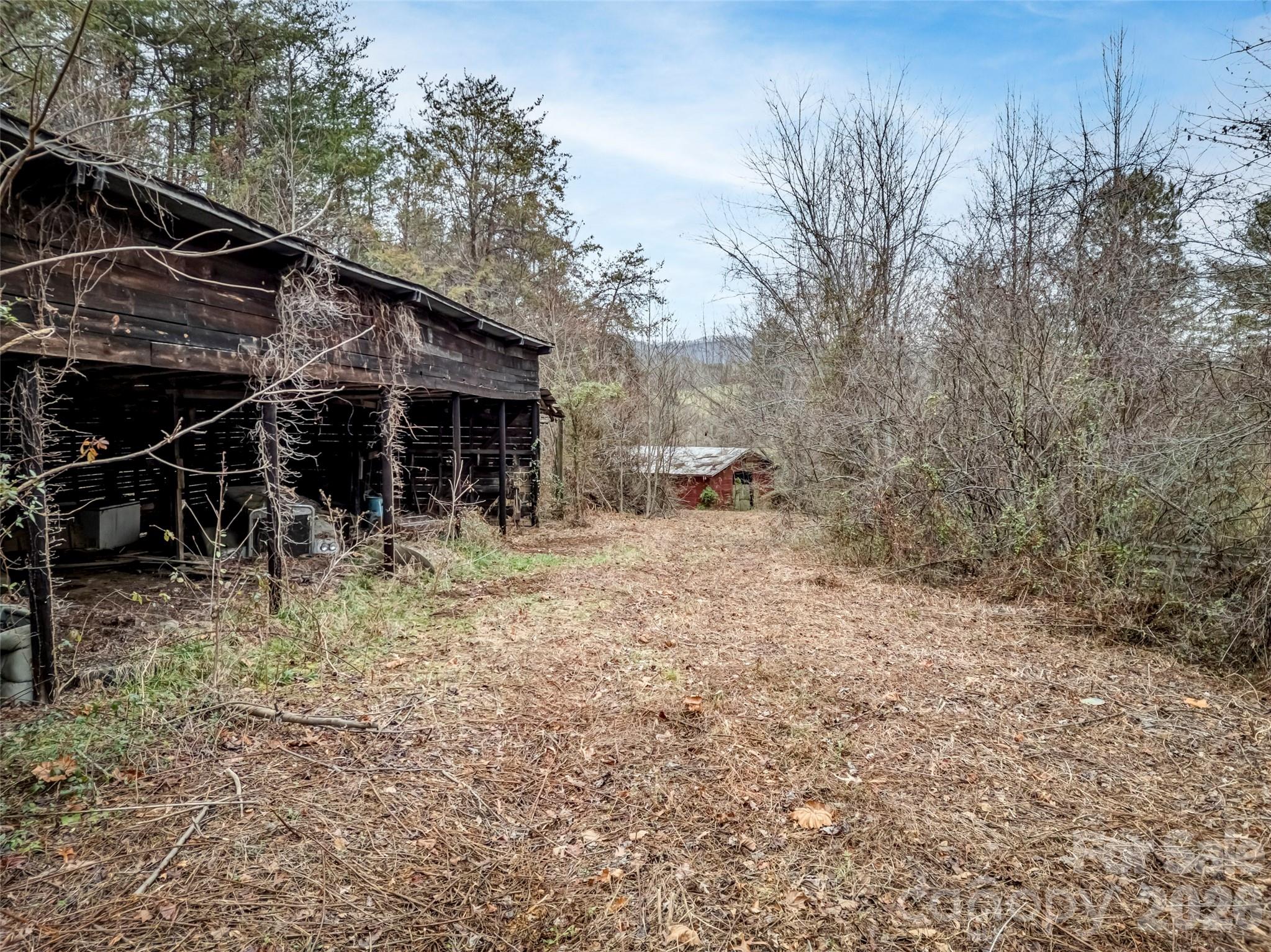 main property photo 15