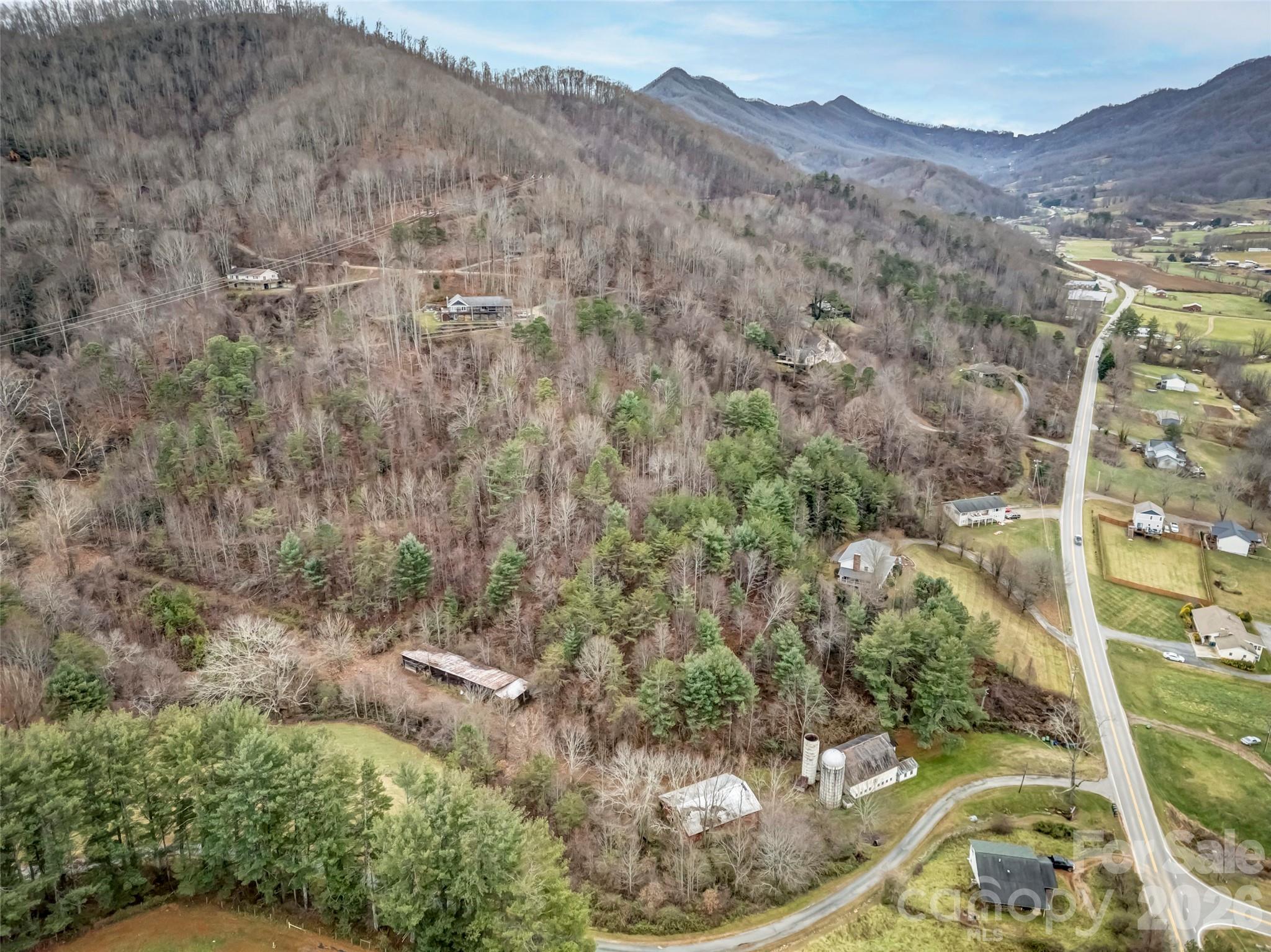 main property photo 20