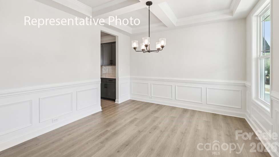 property viewer photo 3
