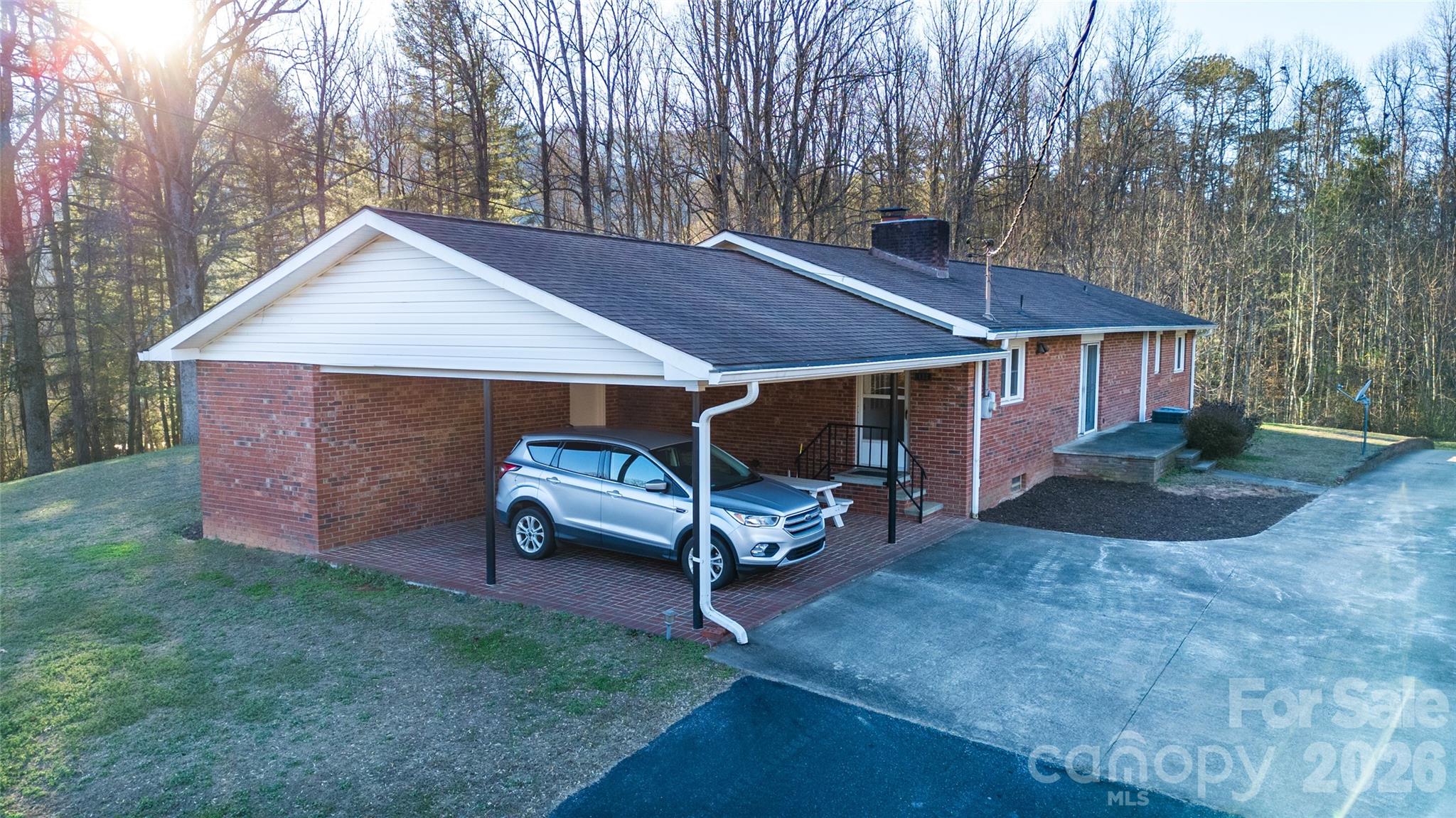 main property photo 2