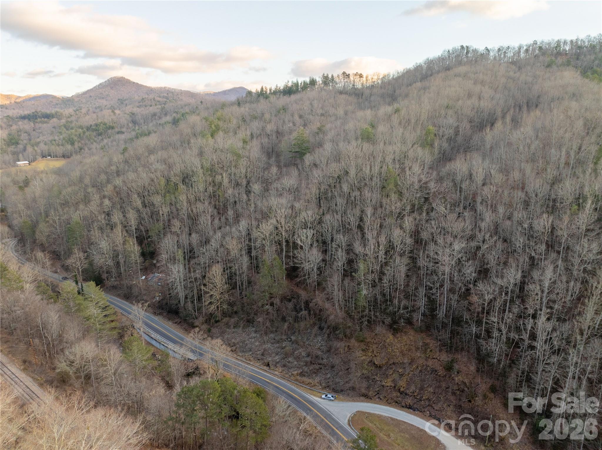 main property photo 6