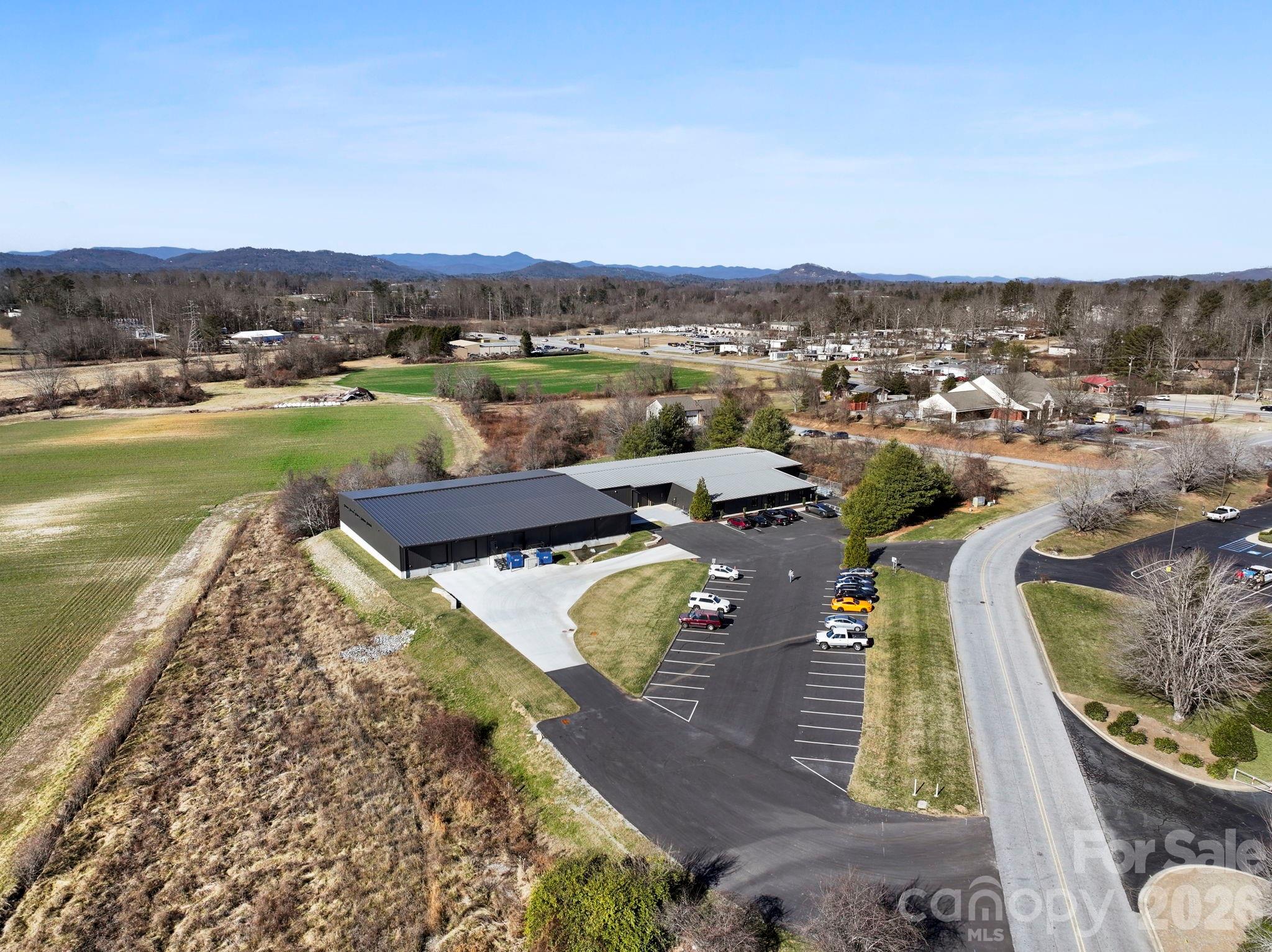 main property photo 3