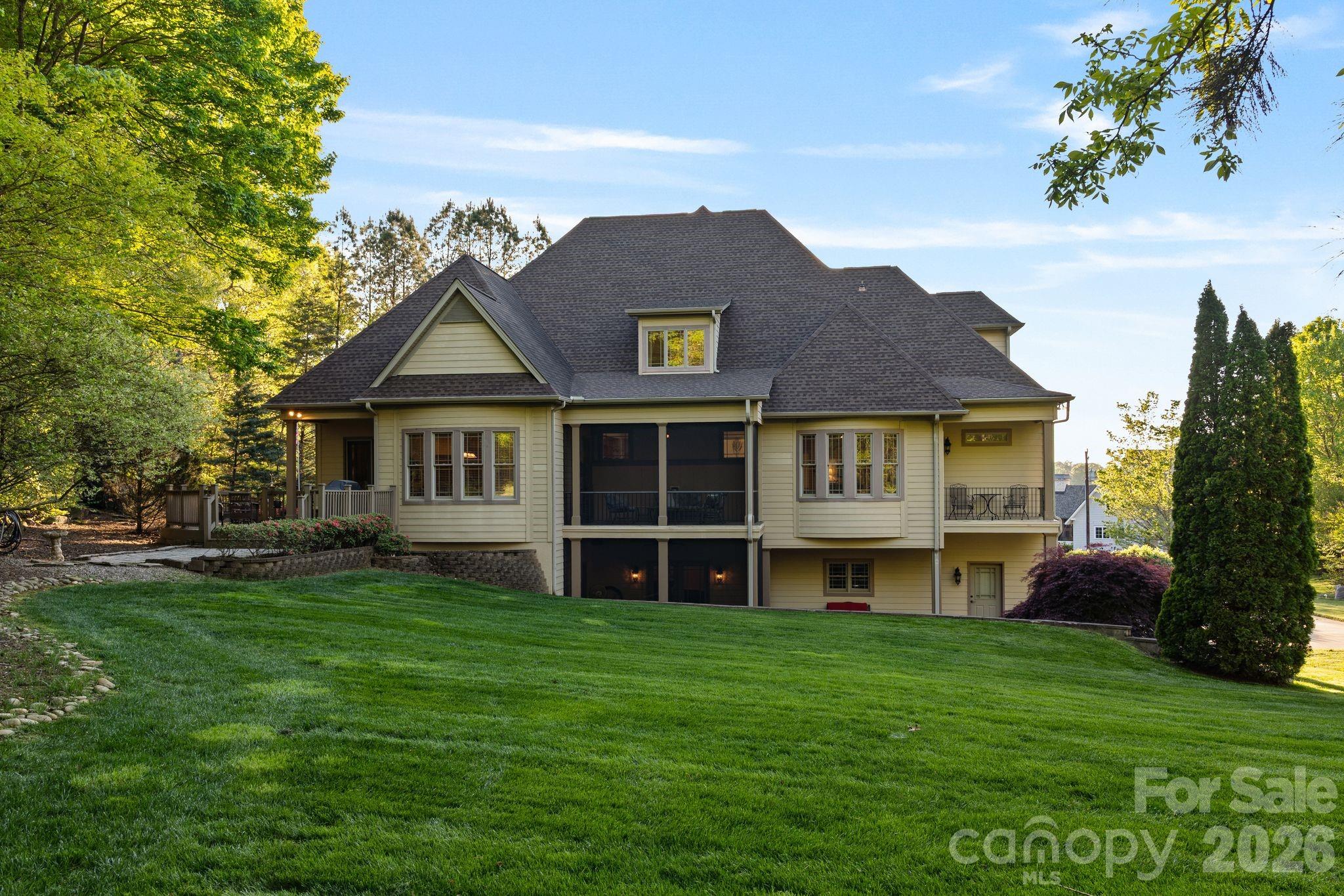 main property photo 41