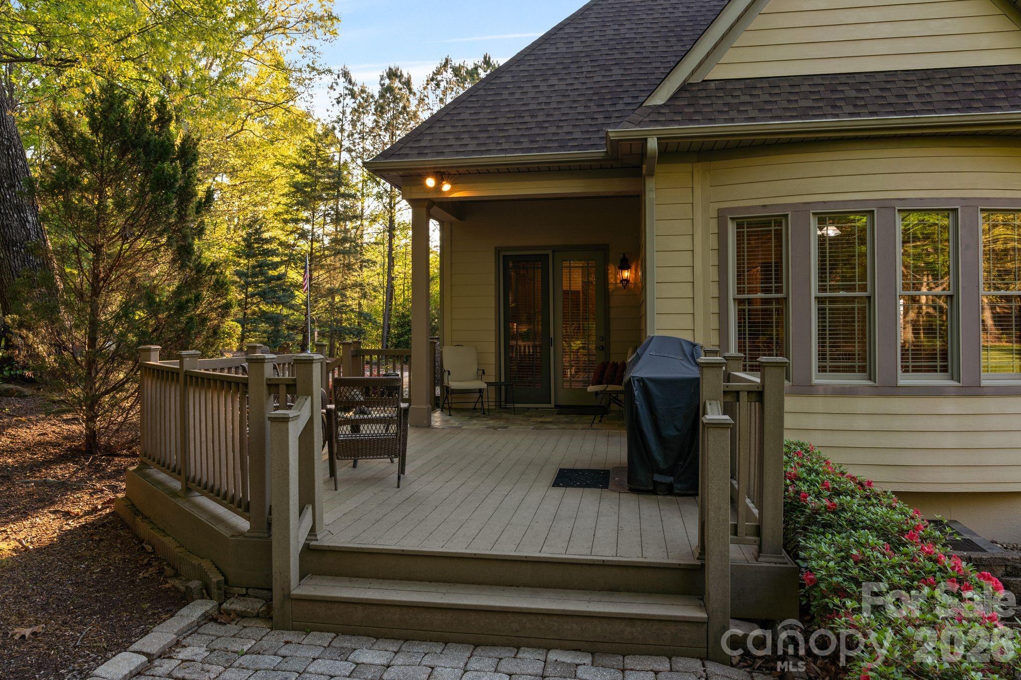 main property photo 45