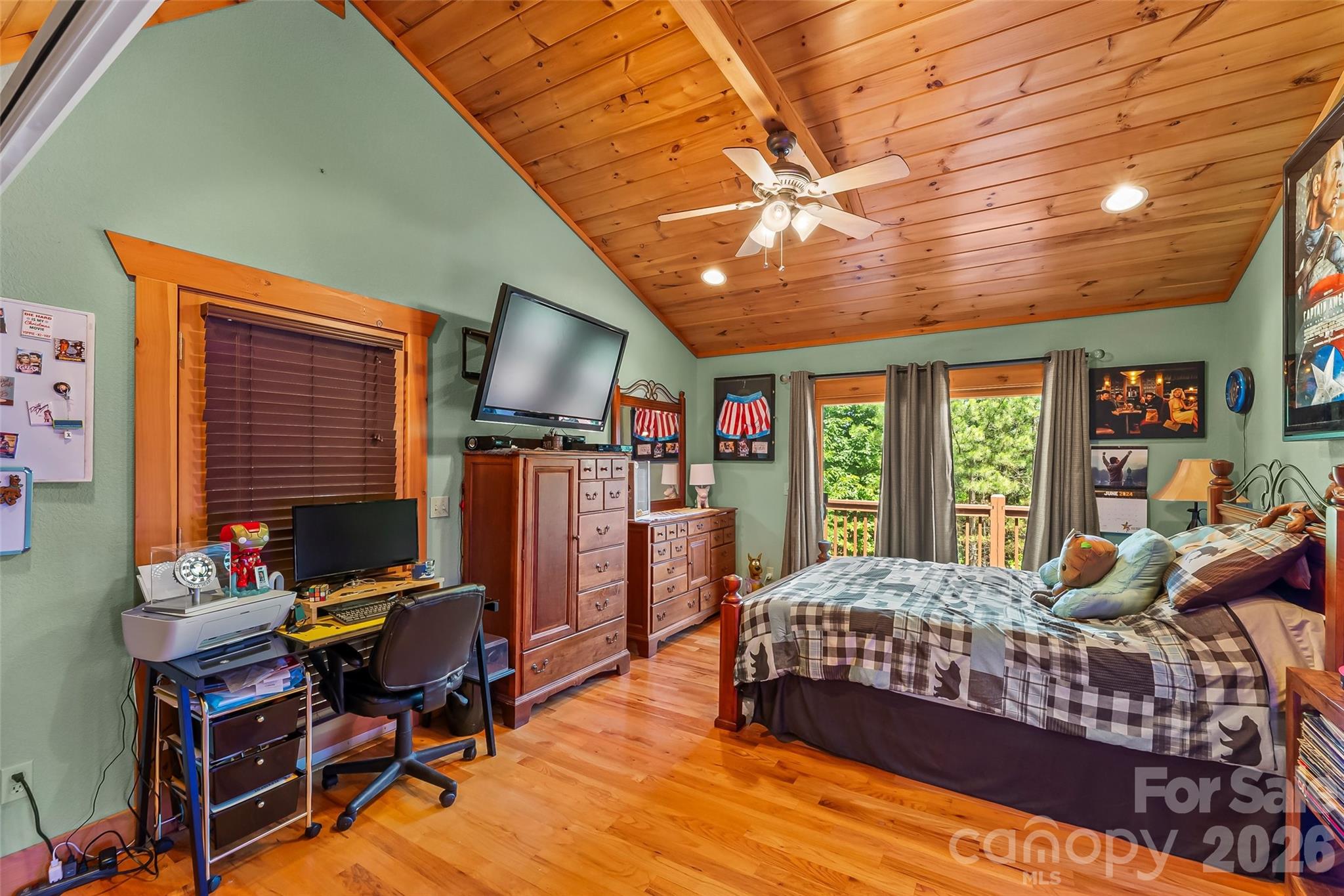 main property photo 34