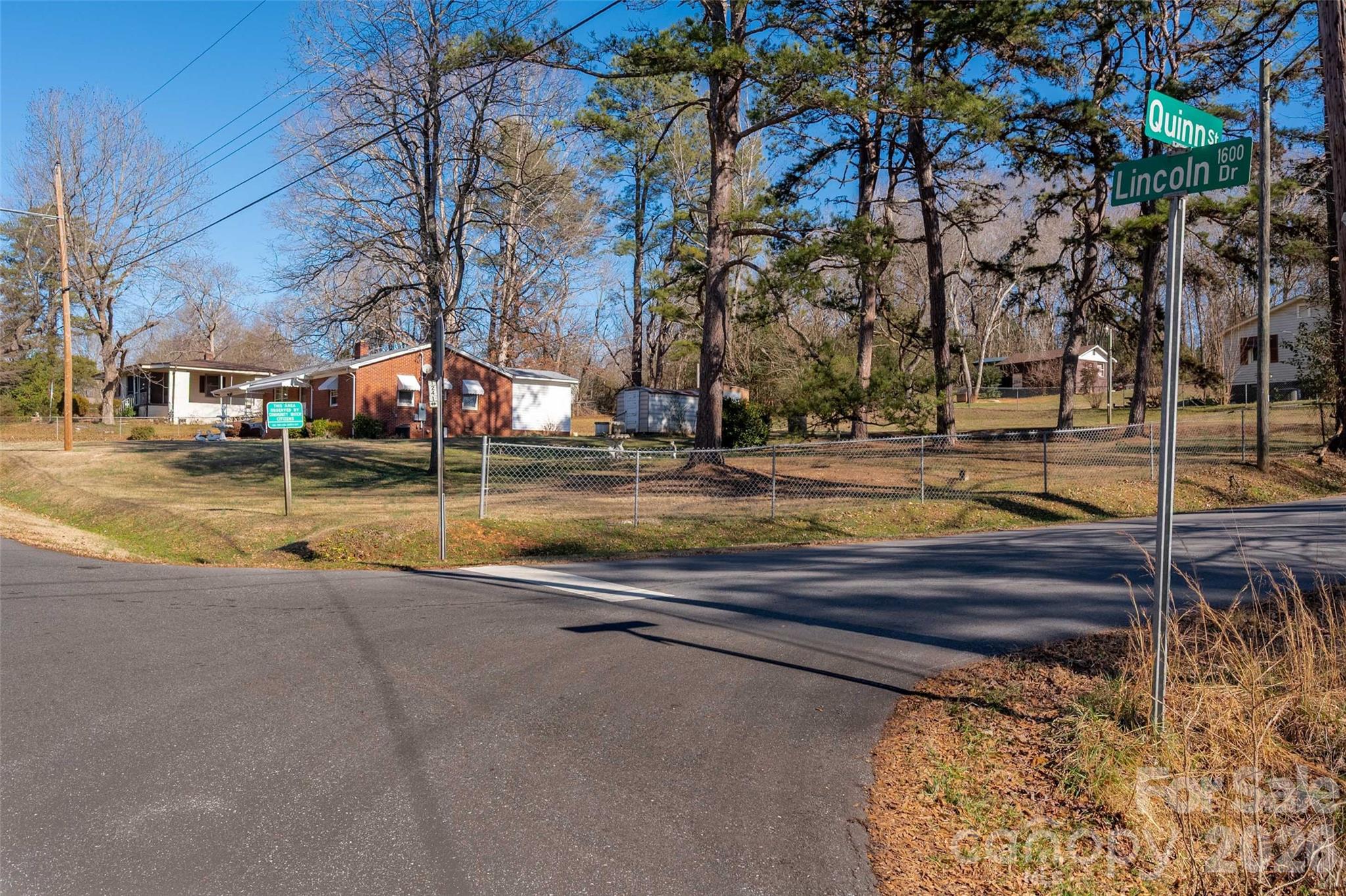 main property photo 19