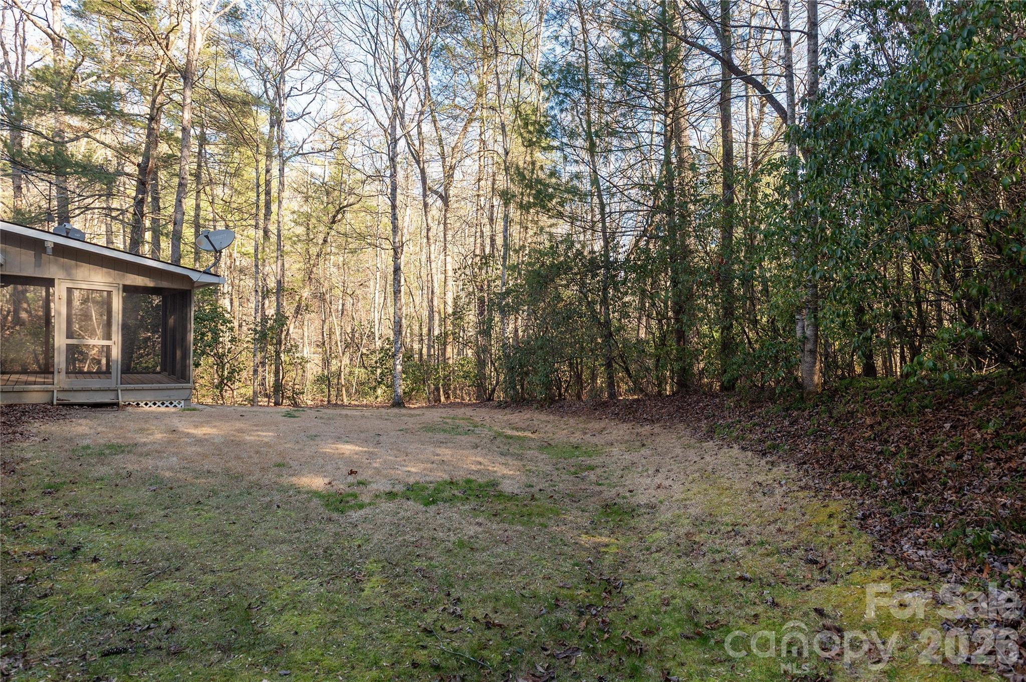 main property photo 17