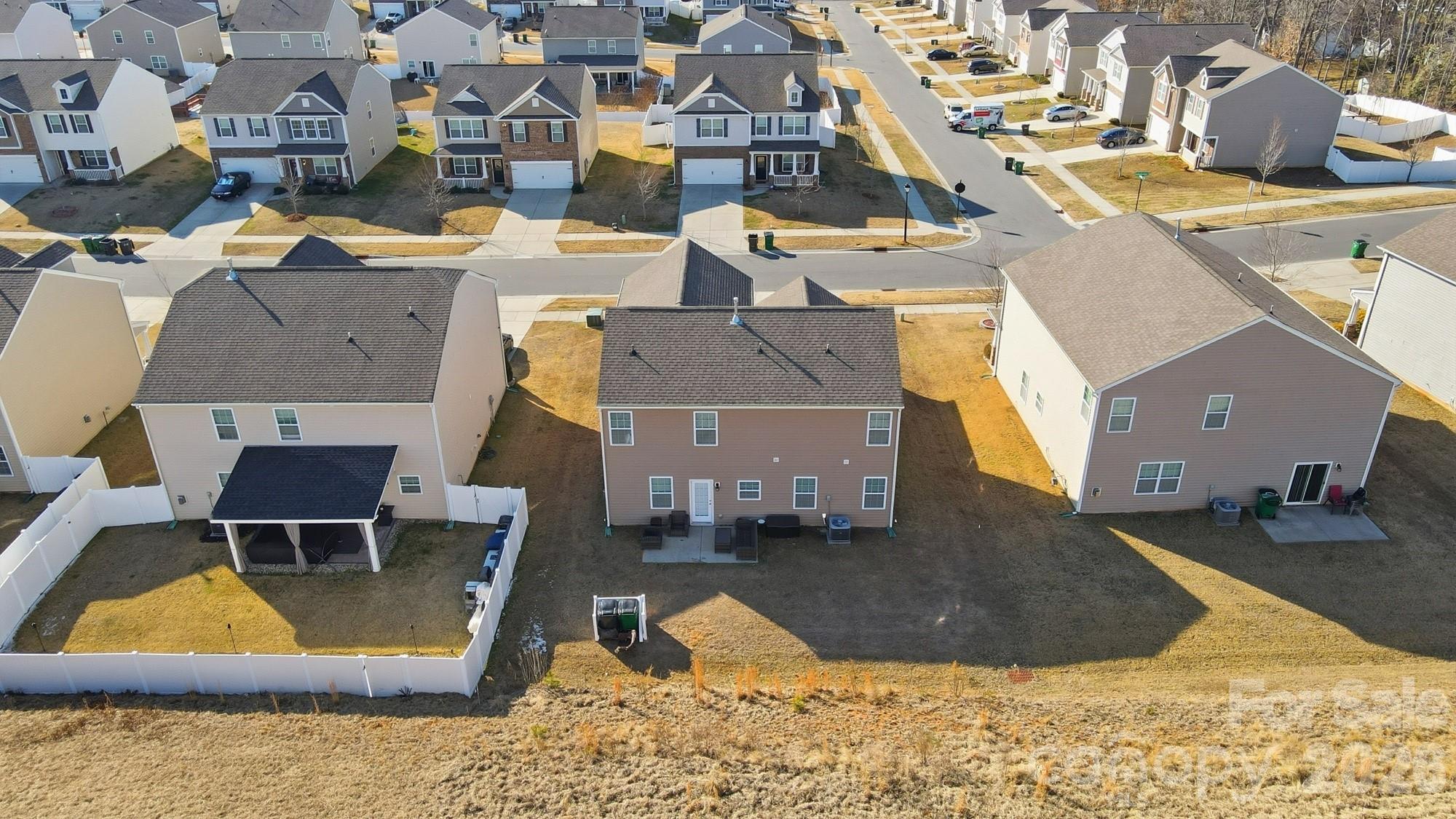 main property photo 39