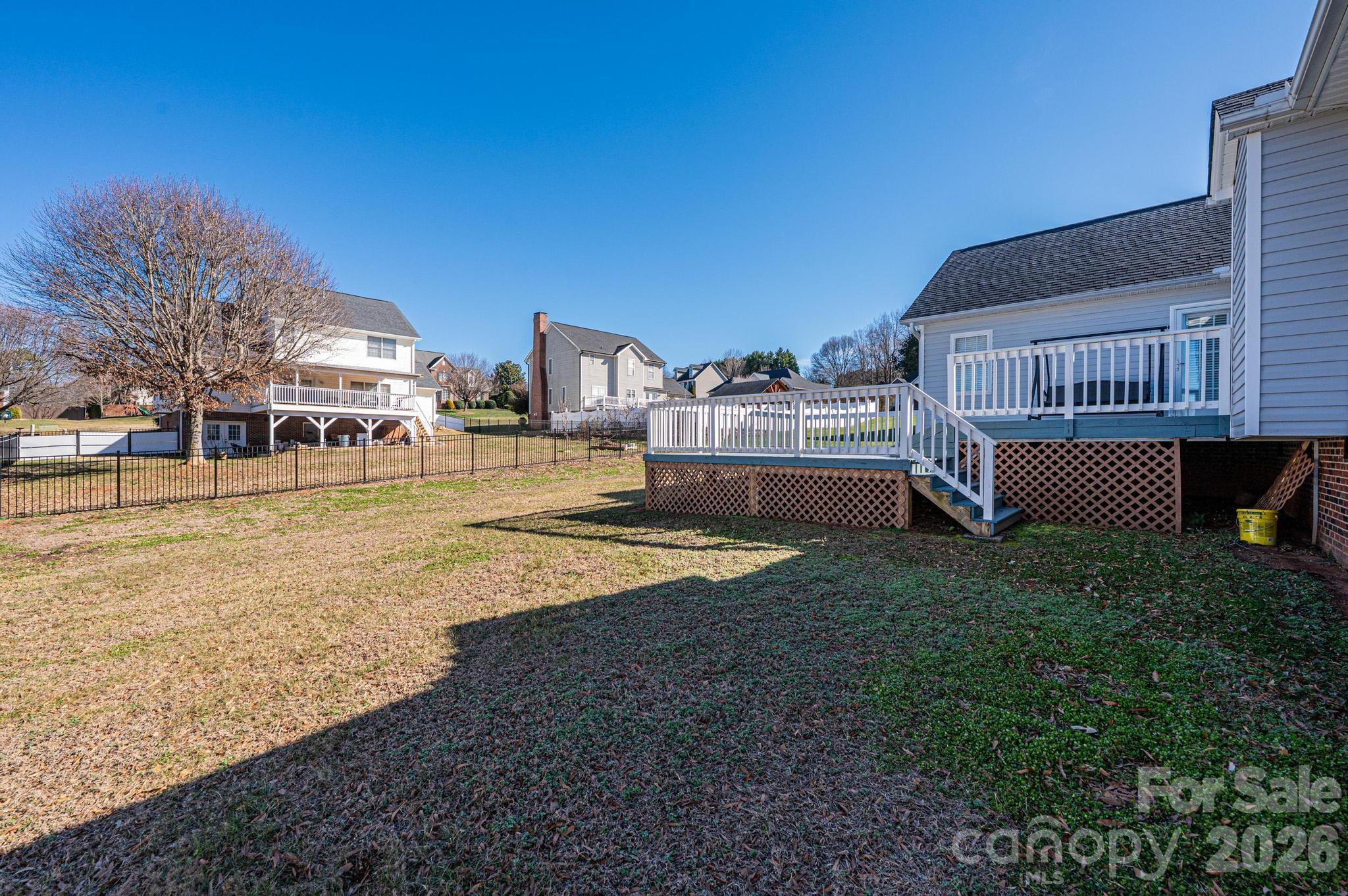 main property photo 5