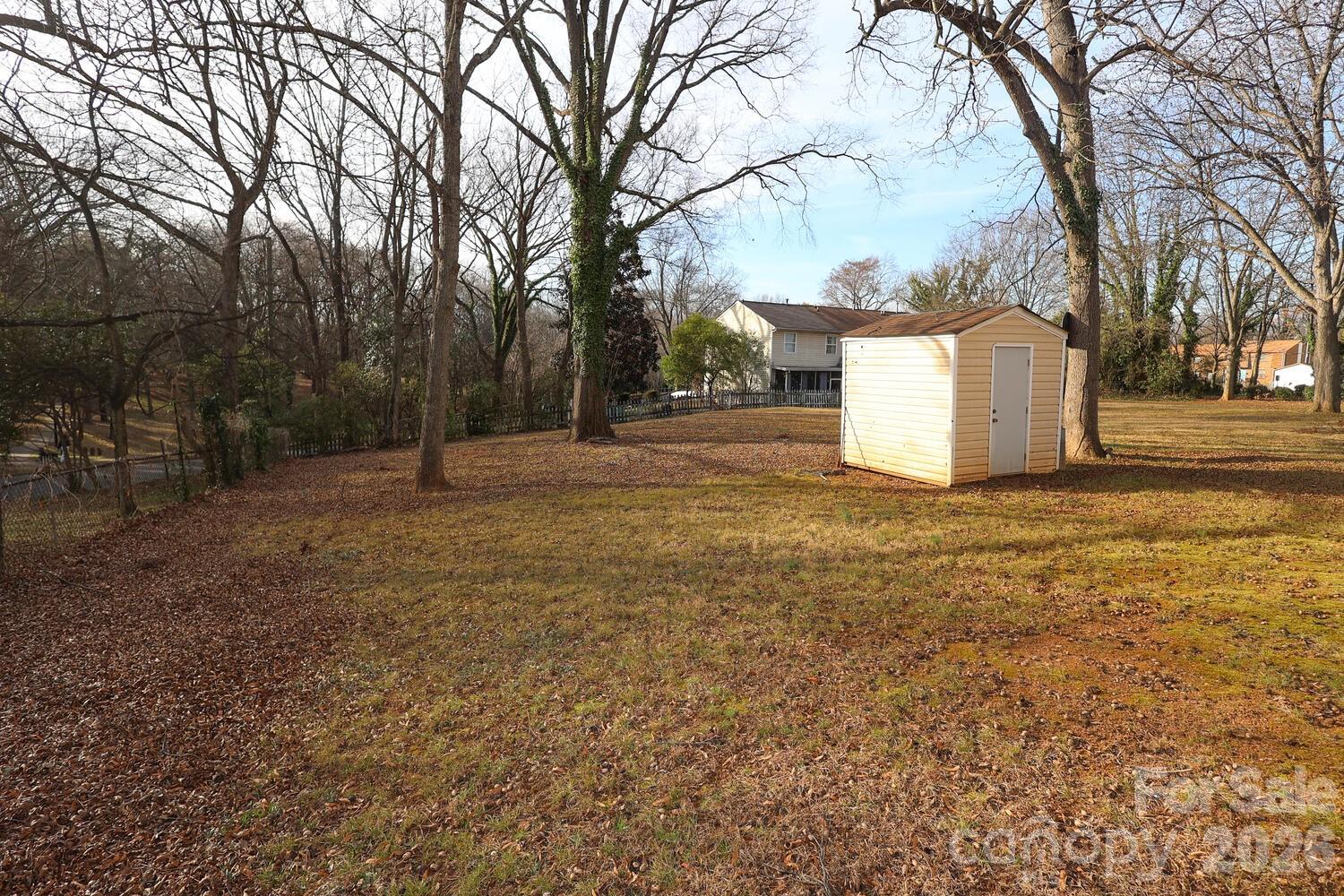 main property photo 25