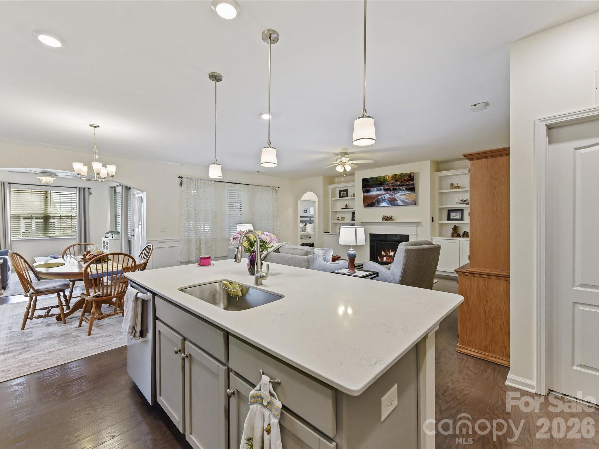 property viewer photo 10