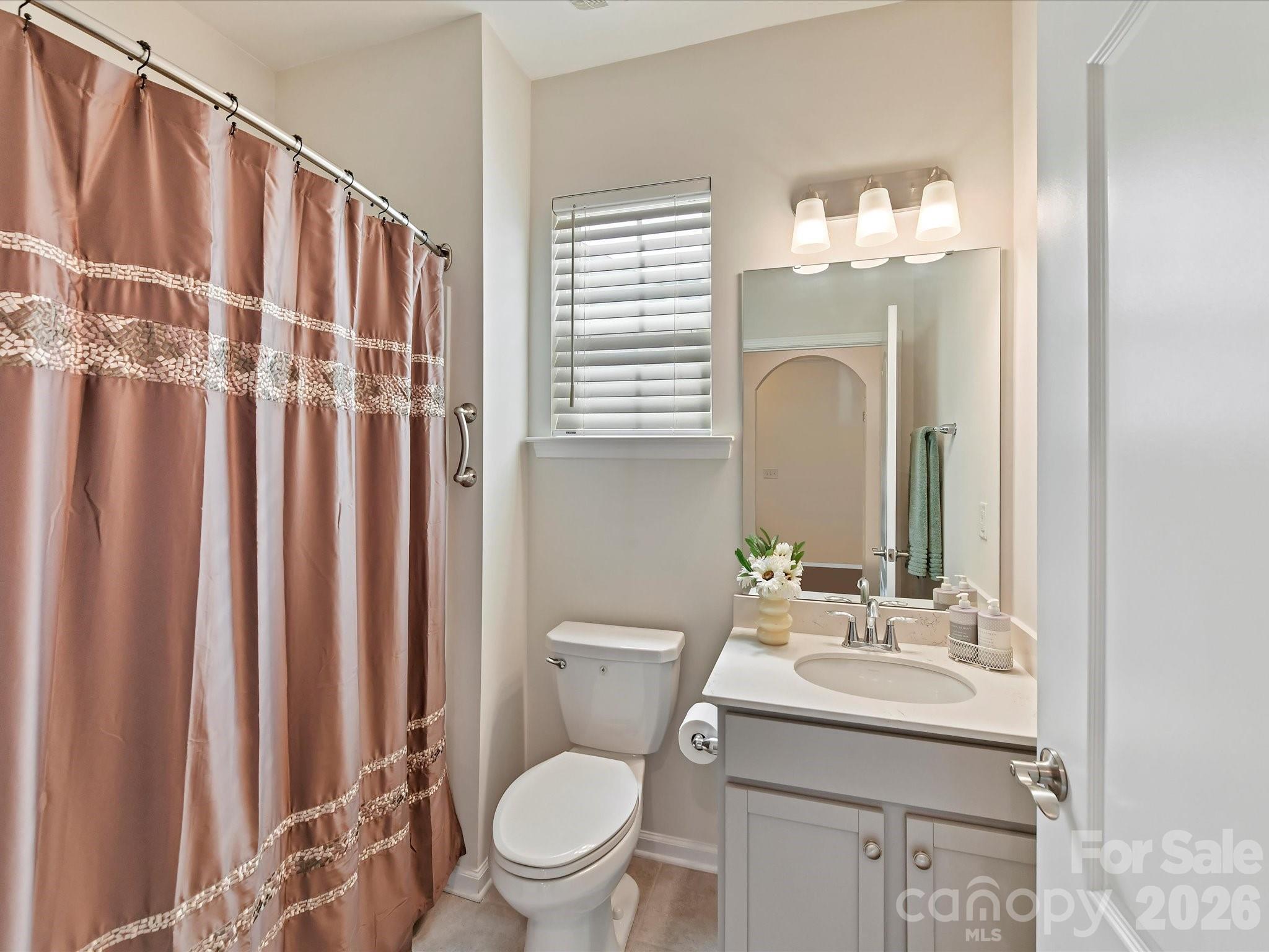 property viewer photo 22