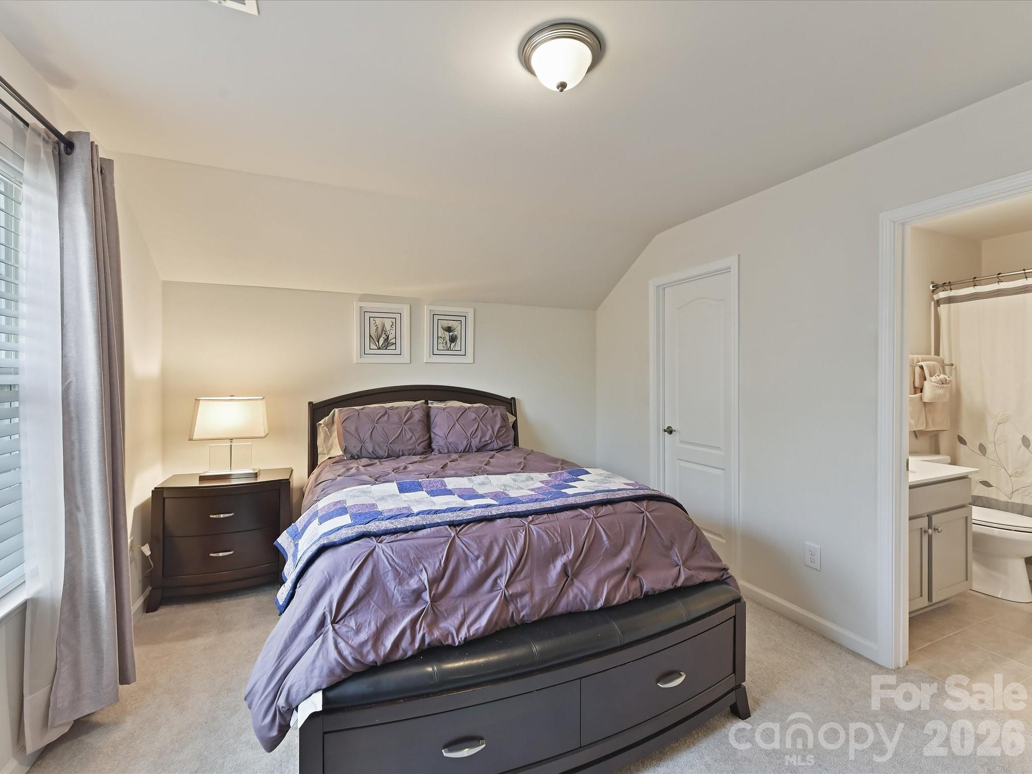 property viewer photo 25