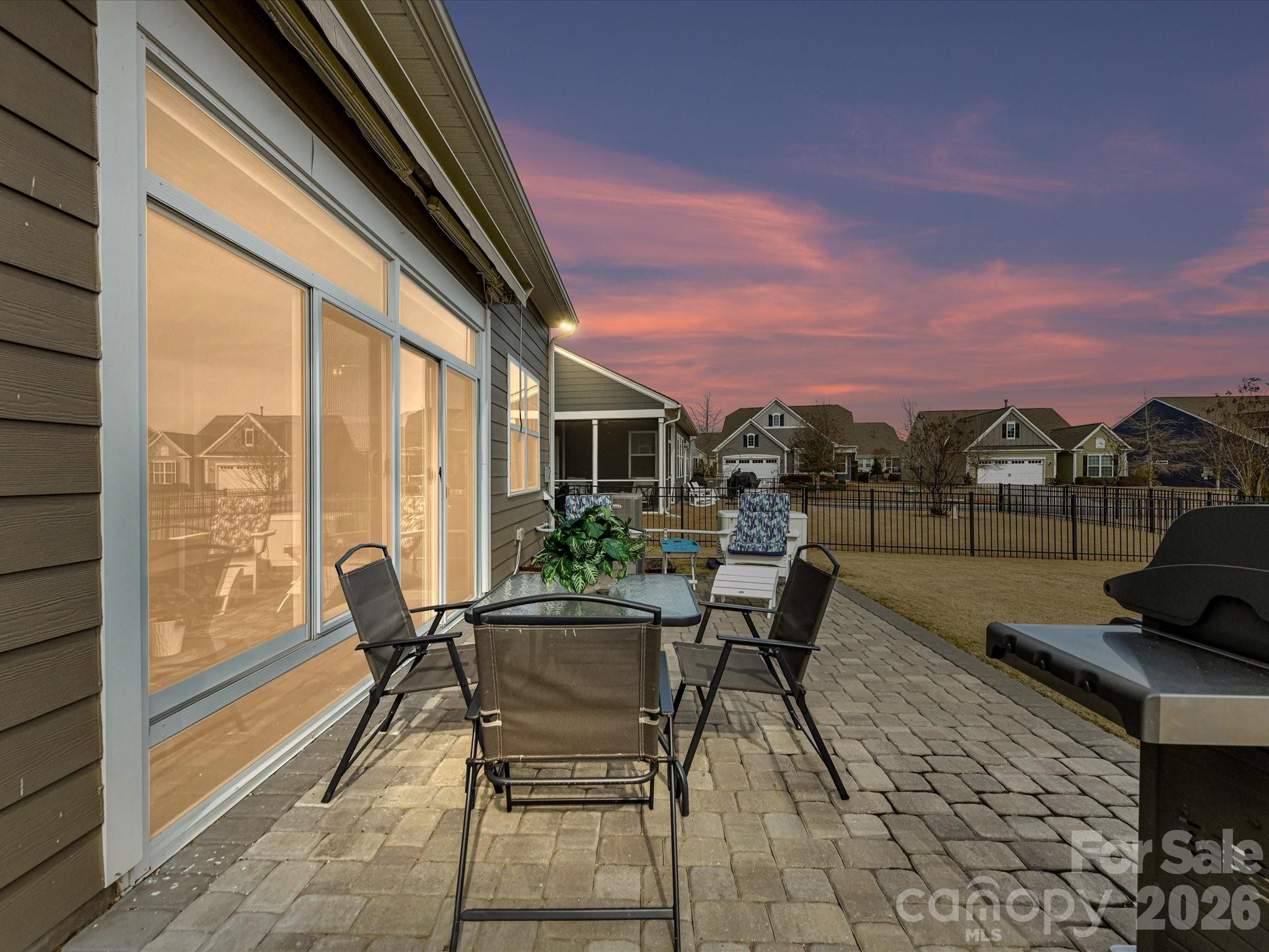 property viewer photo 31