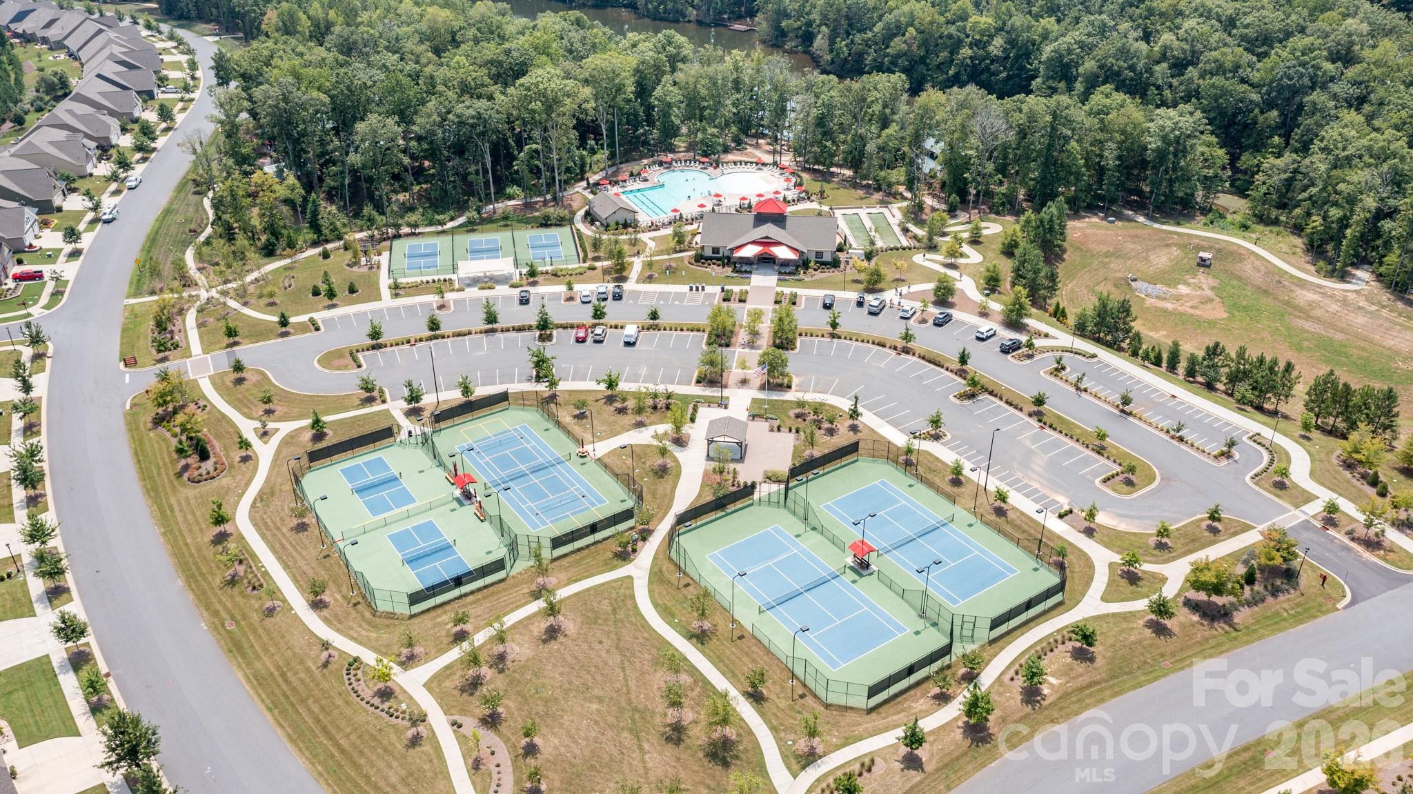 property viewer photo 42