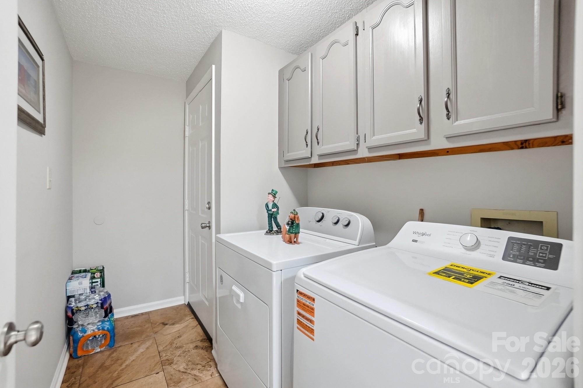 property viewer photo 19