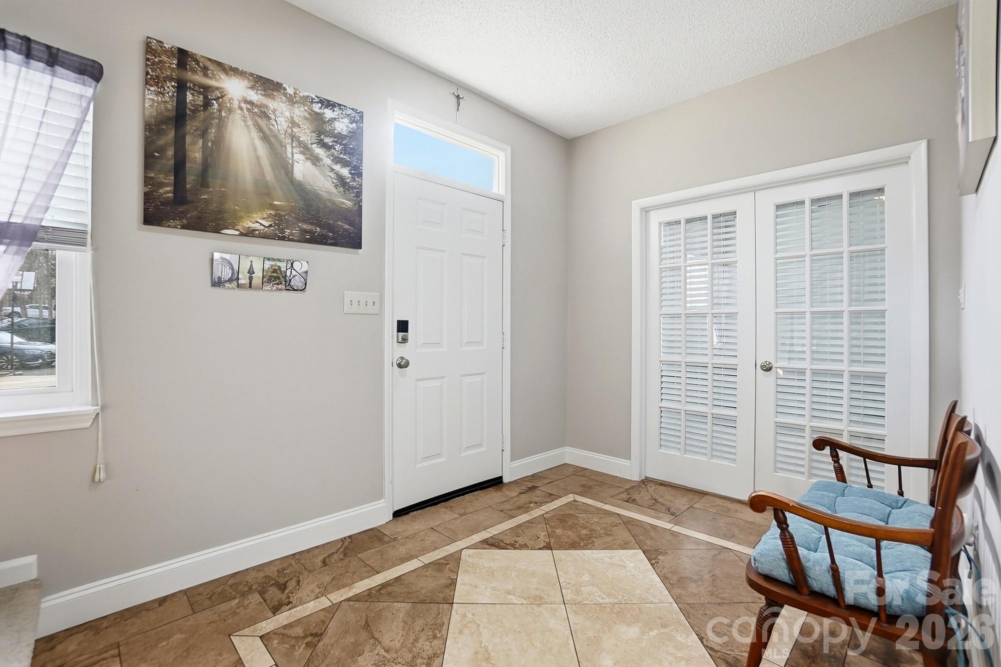 property viewer photo 20