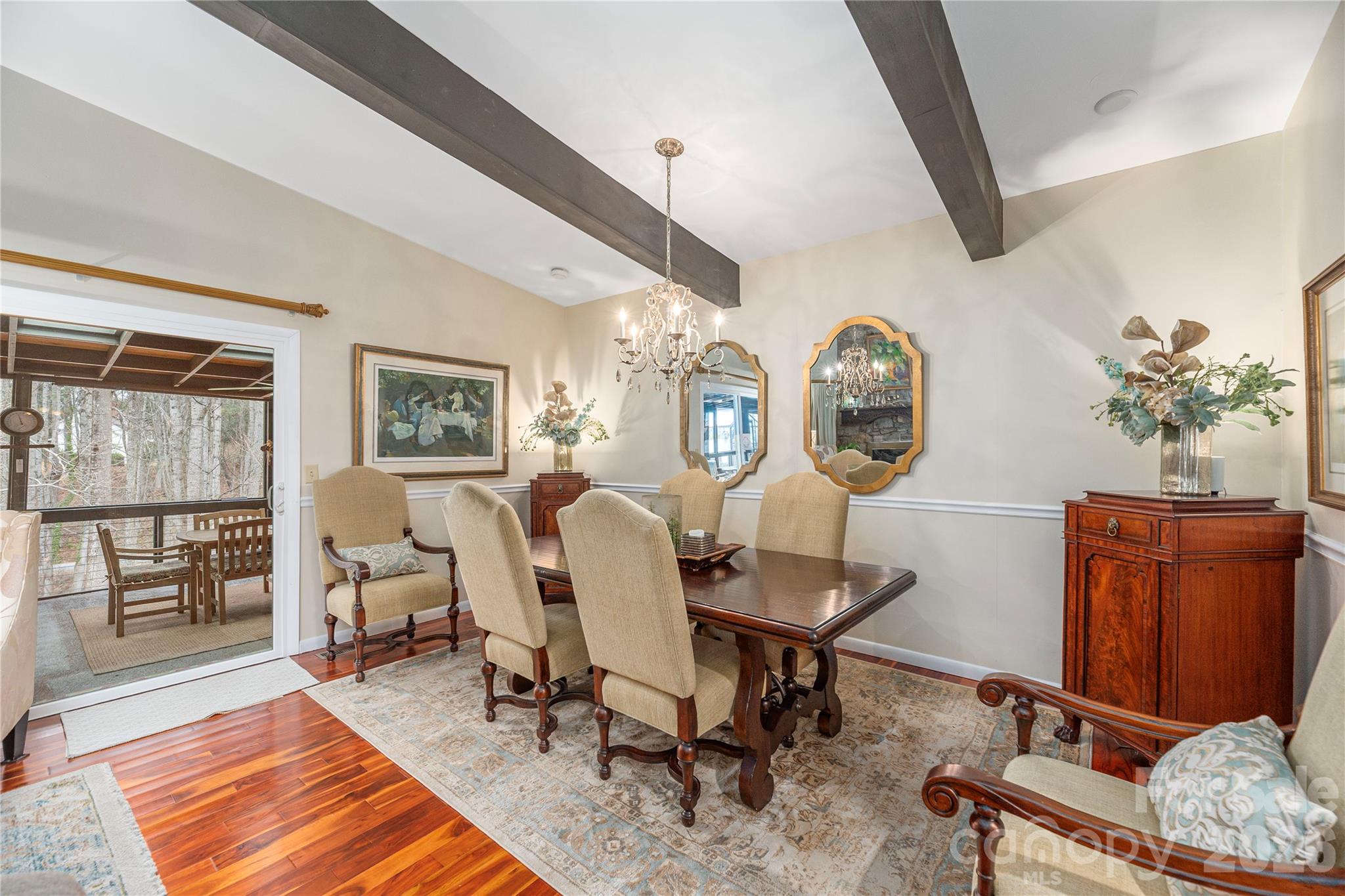 property viewer photo 11
